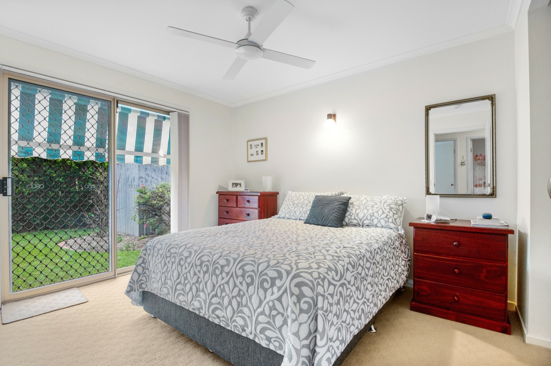6 Camphor Laurel Close, FITZGIBBON