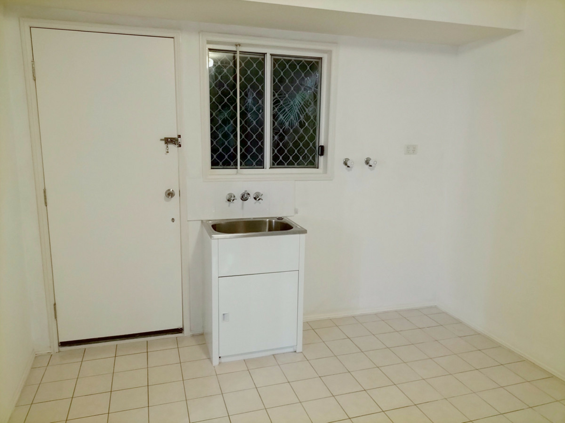 6 Daffodil Close, ZILLMERE