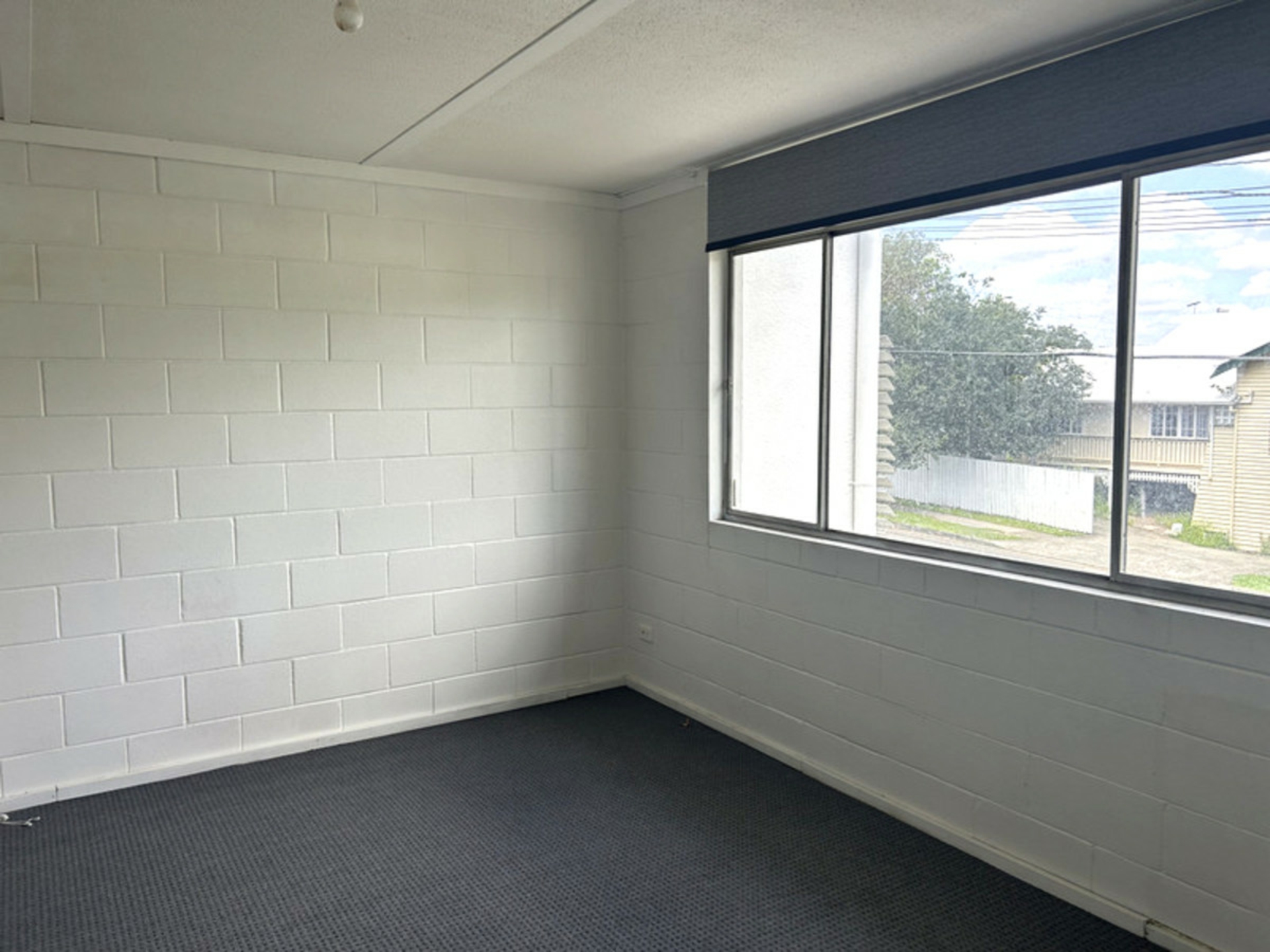 8/100 Rose Street, WOOLOOWIN