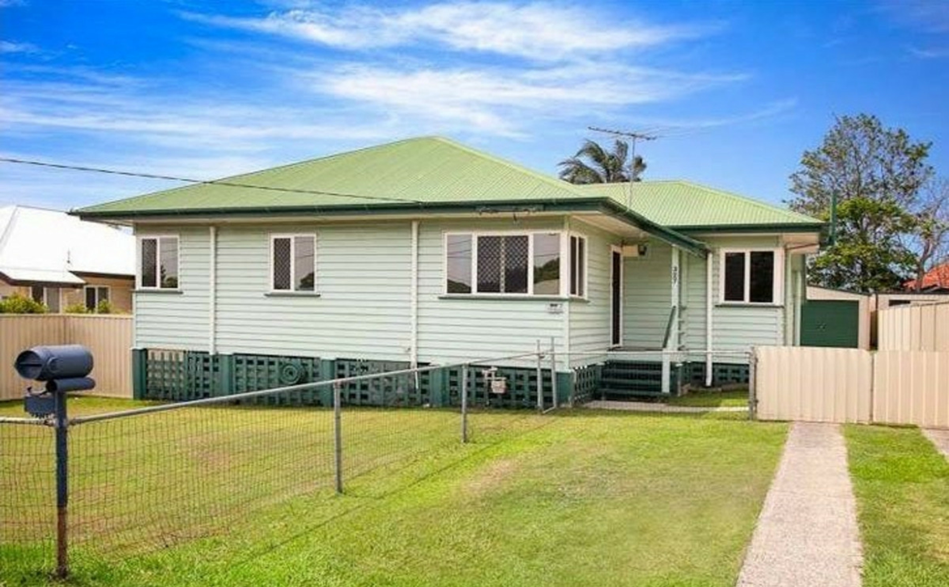 327 Hamilton Road, CHERMSIDE