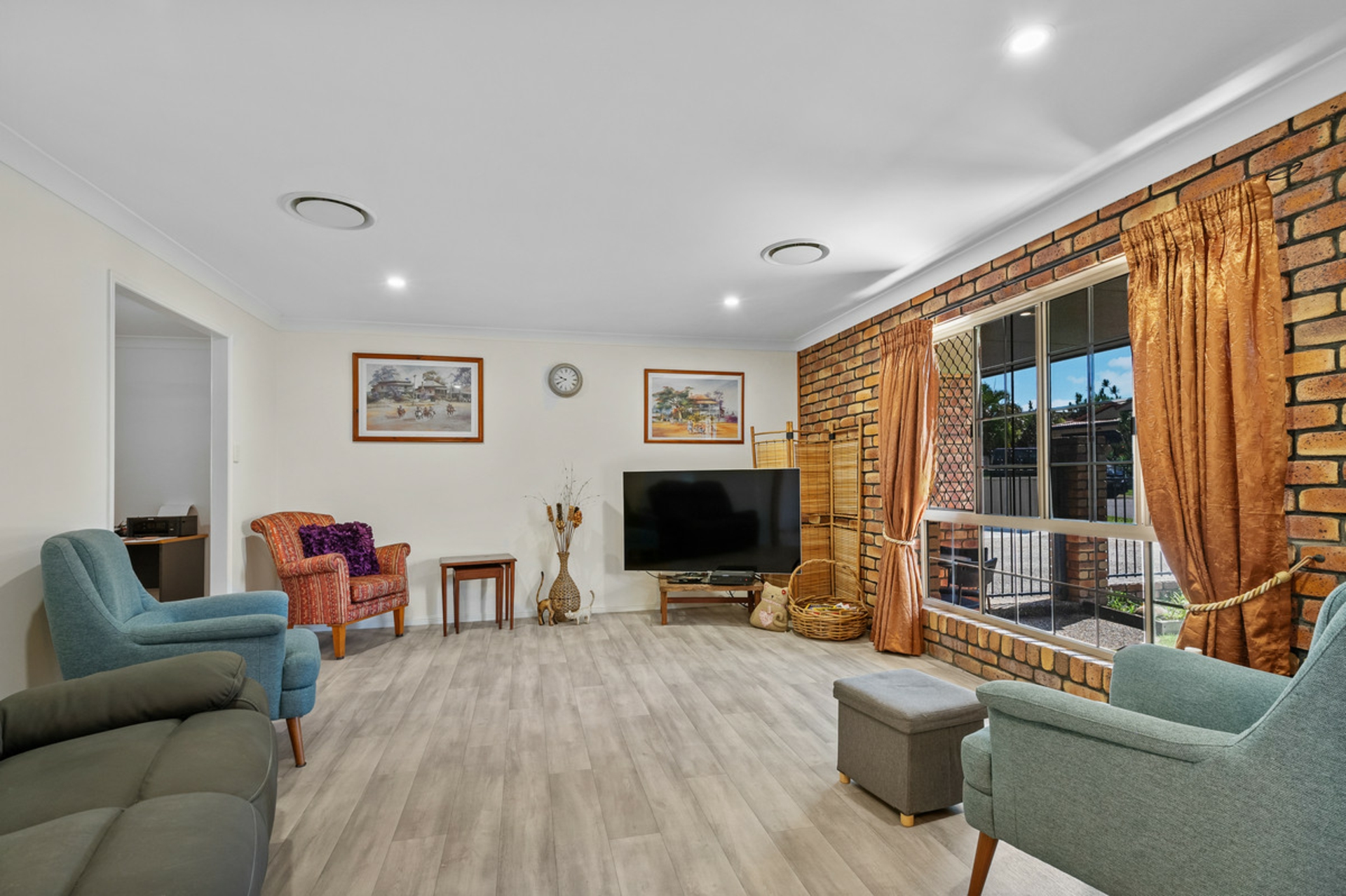 21 Laar Crescent, BOONDALL