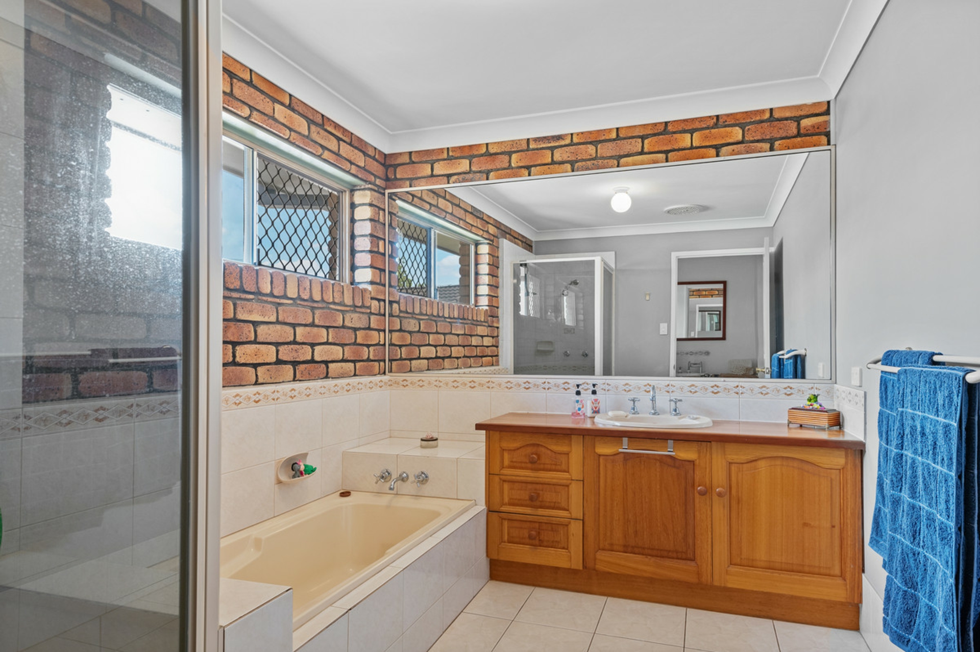 21 Laar Crescent, BOONDALL