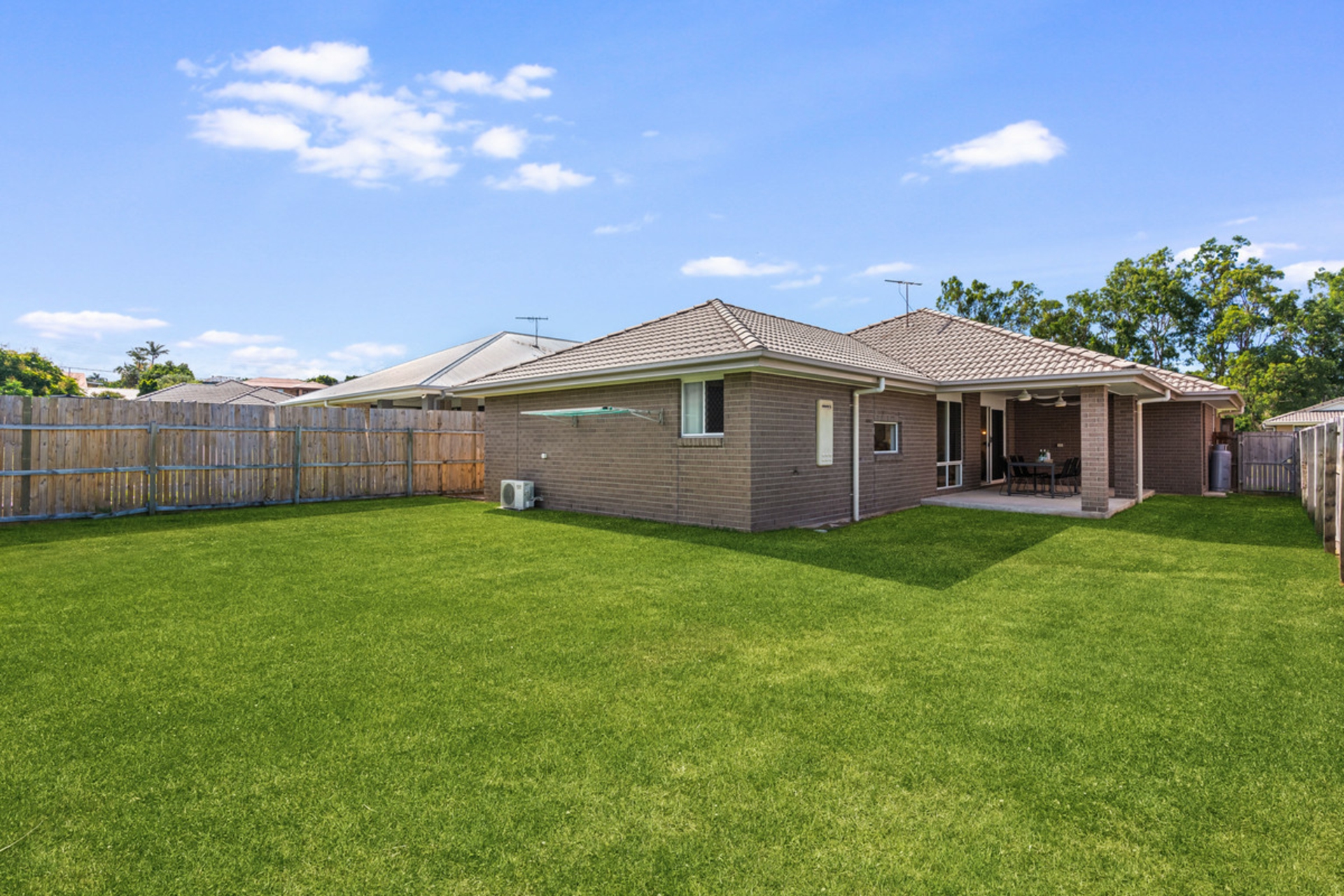 14 Densmore Street, BRACKEN RIDGE