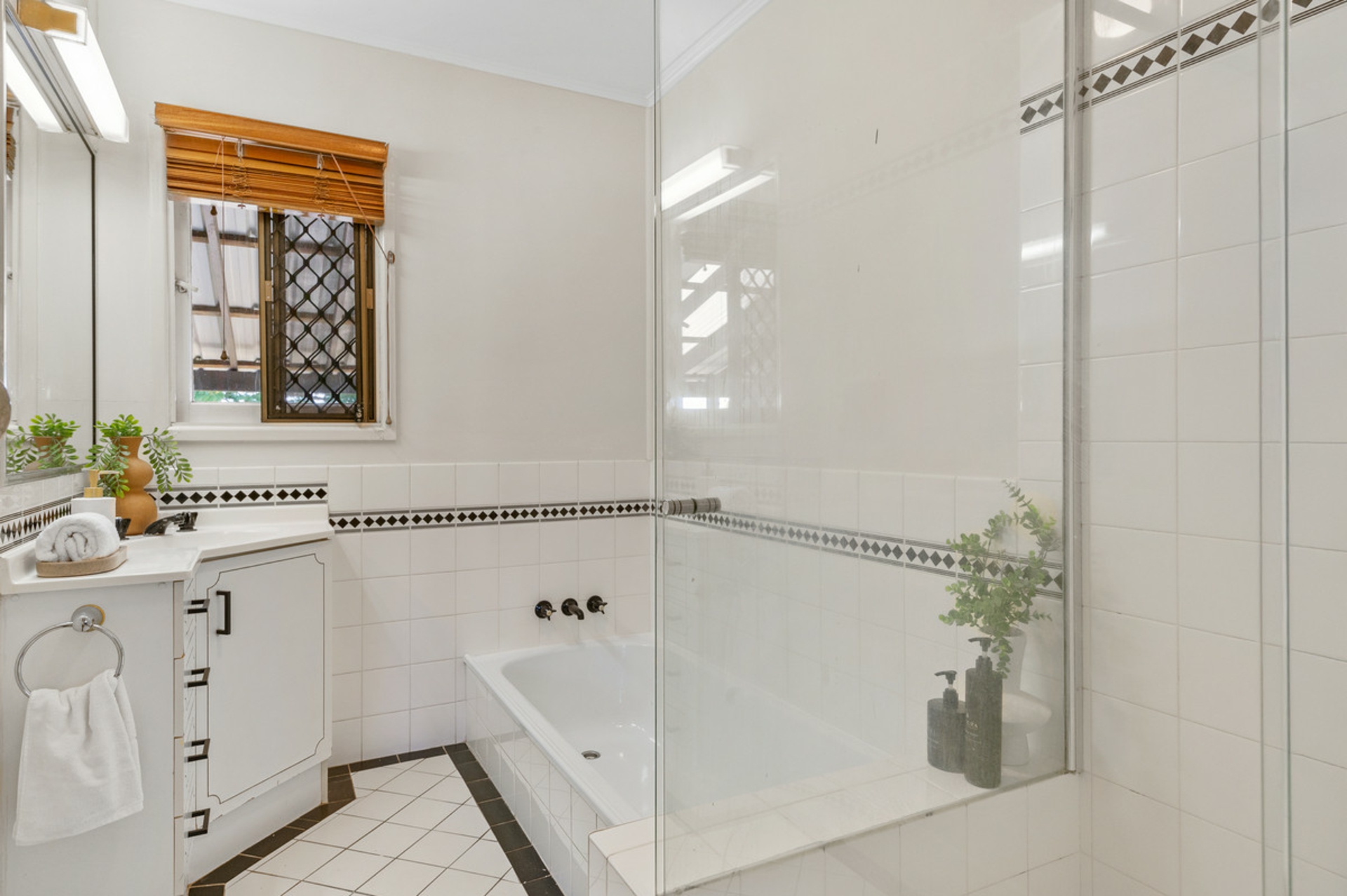 14 Purdy Street, ASPLEY