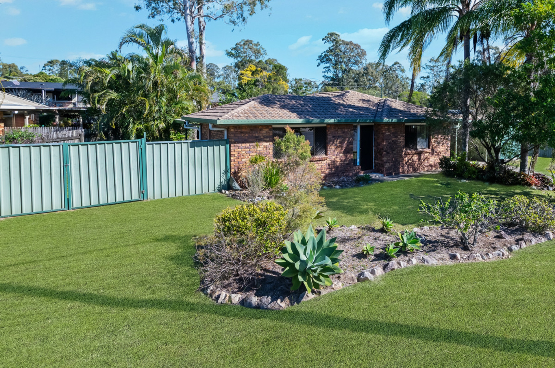 25 Oleron Terrace, PETRIE