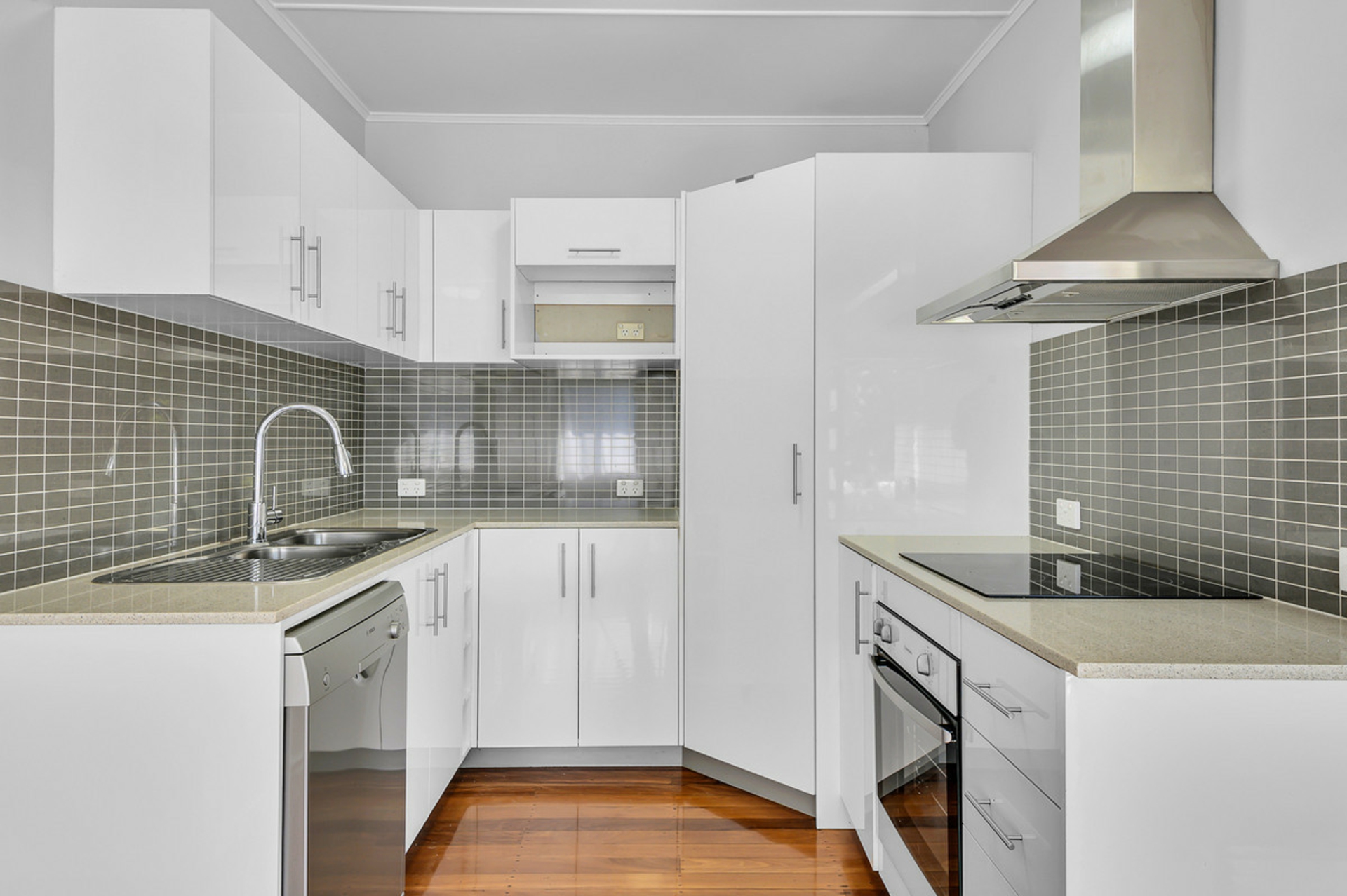 15 Ella Street, REDCLIFFE
