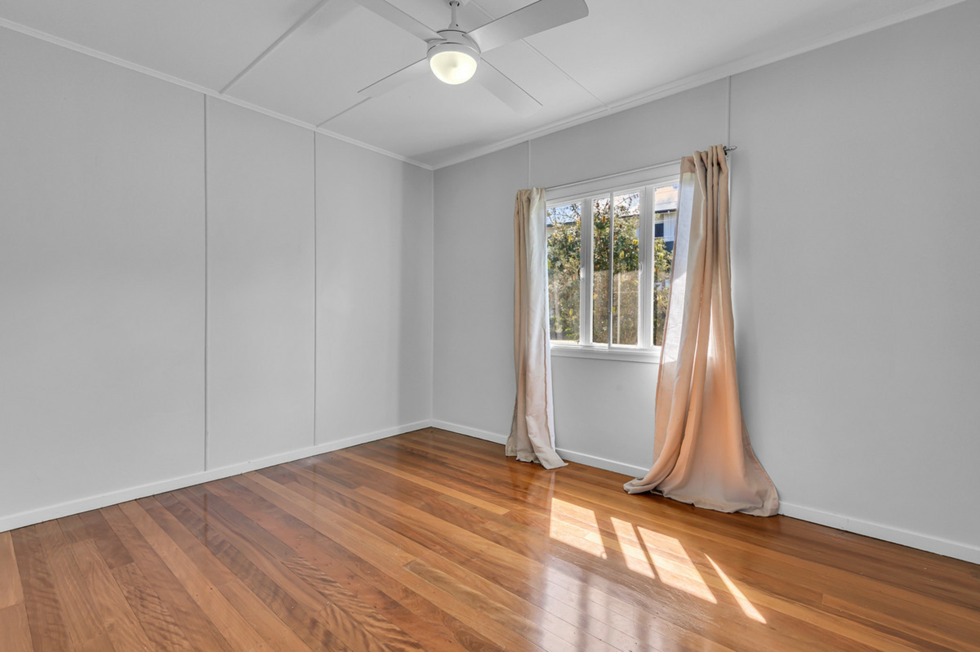 15 Ella Street, REDCLIFFE