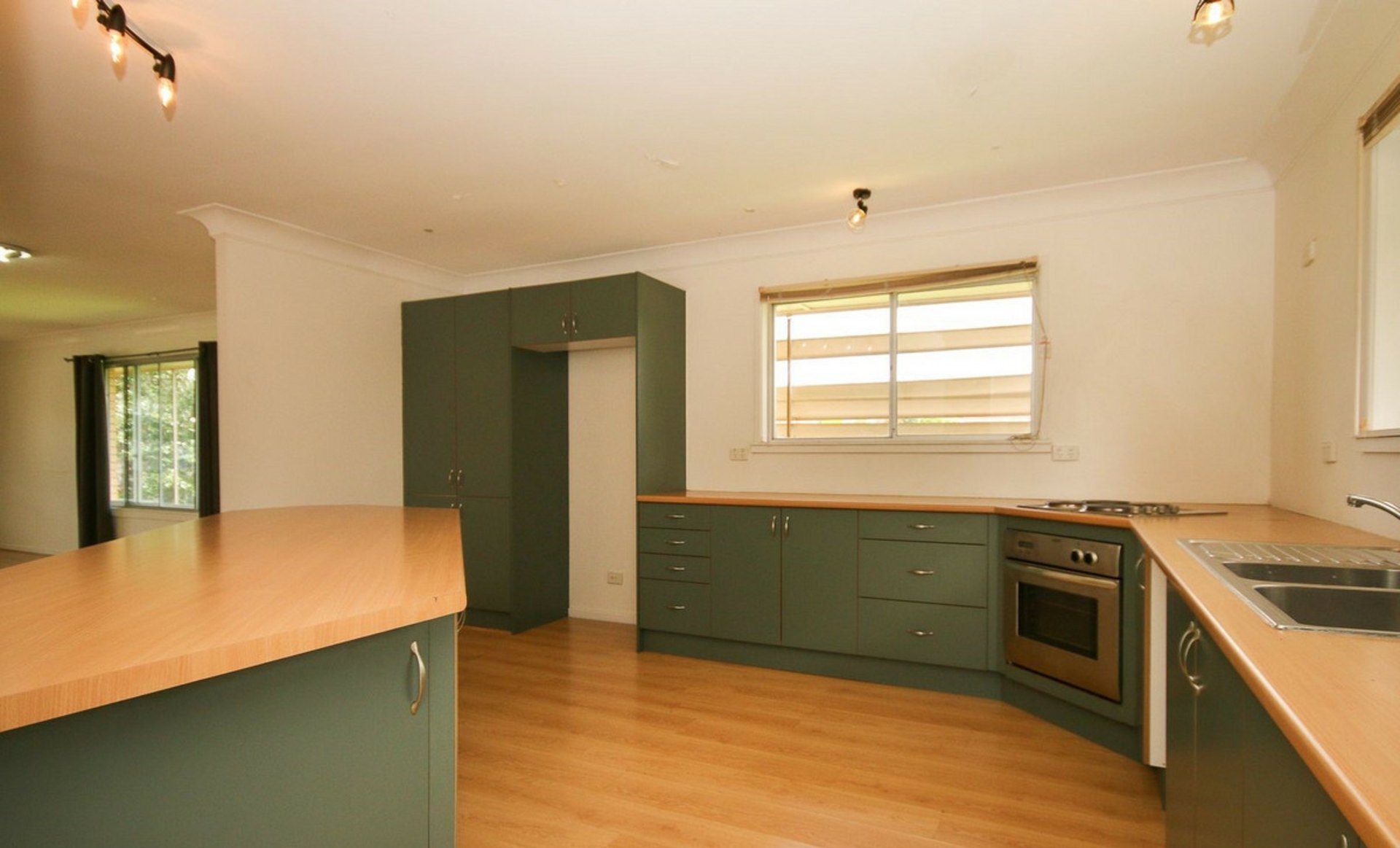 707 Hamilton Road, CHERMSIDE WEST