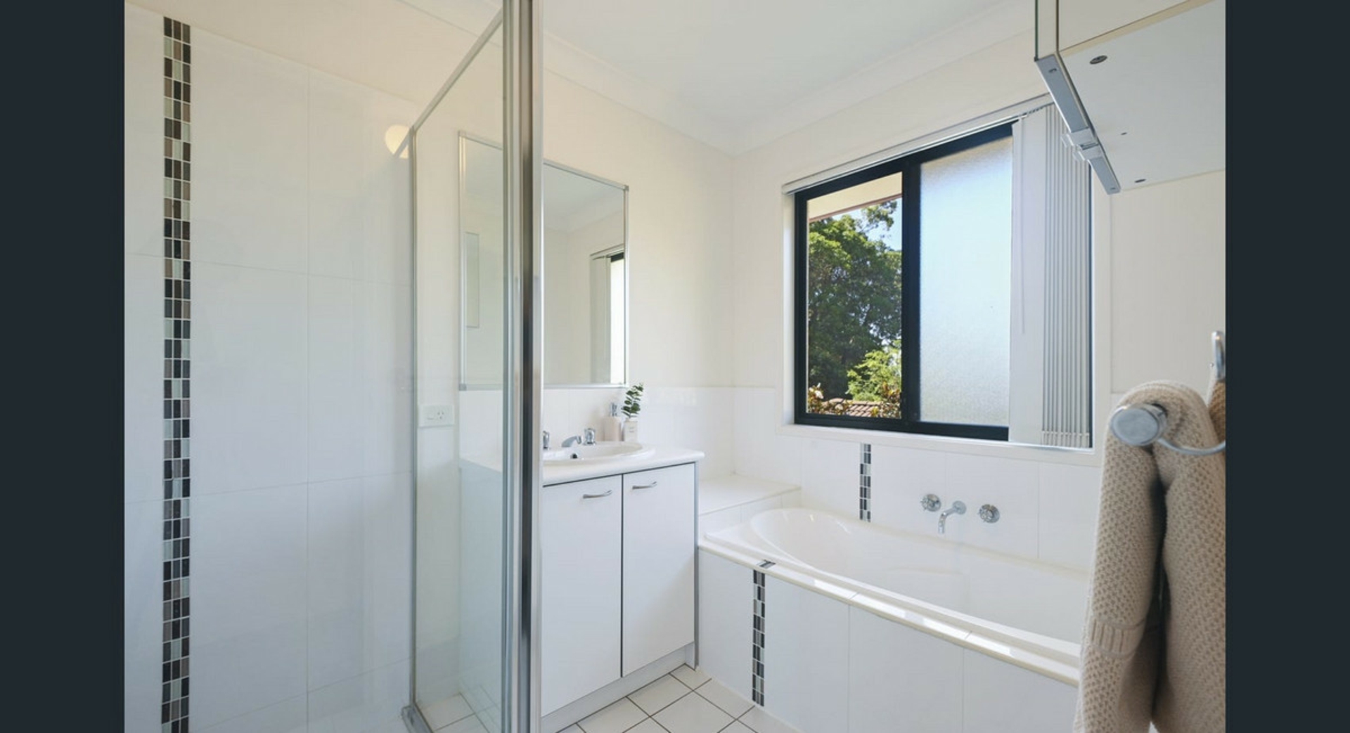 14 Melthorn Place, BRACKEN RIDGE