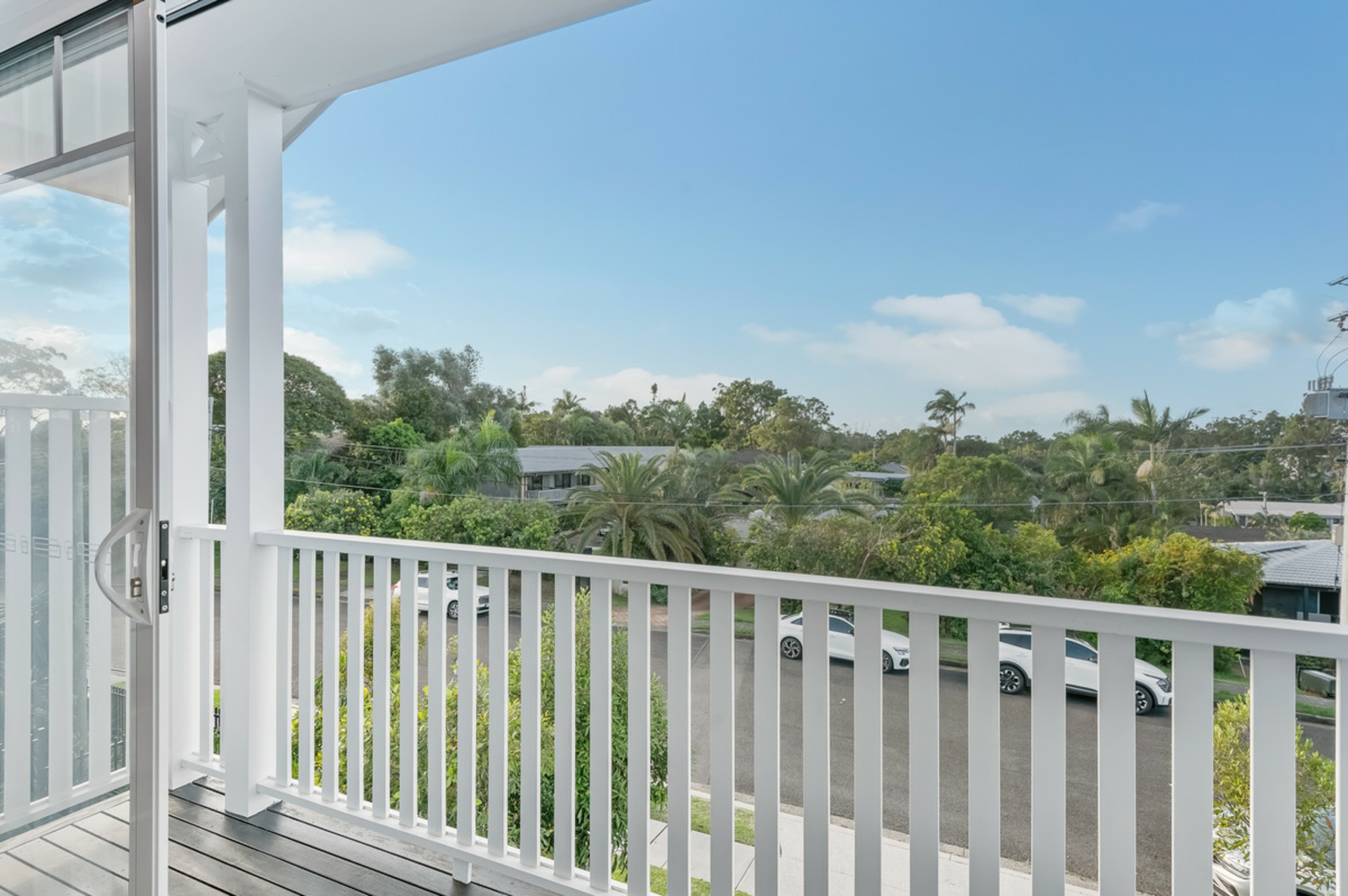 14 Ashley Road, CHERMSIDE WEST