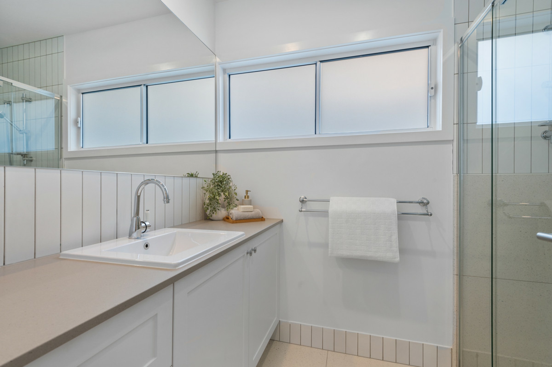 14 Ashley Road, CHERMSIDE WEST