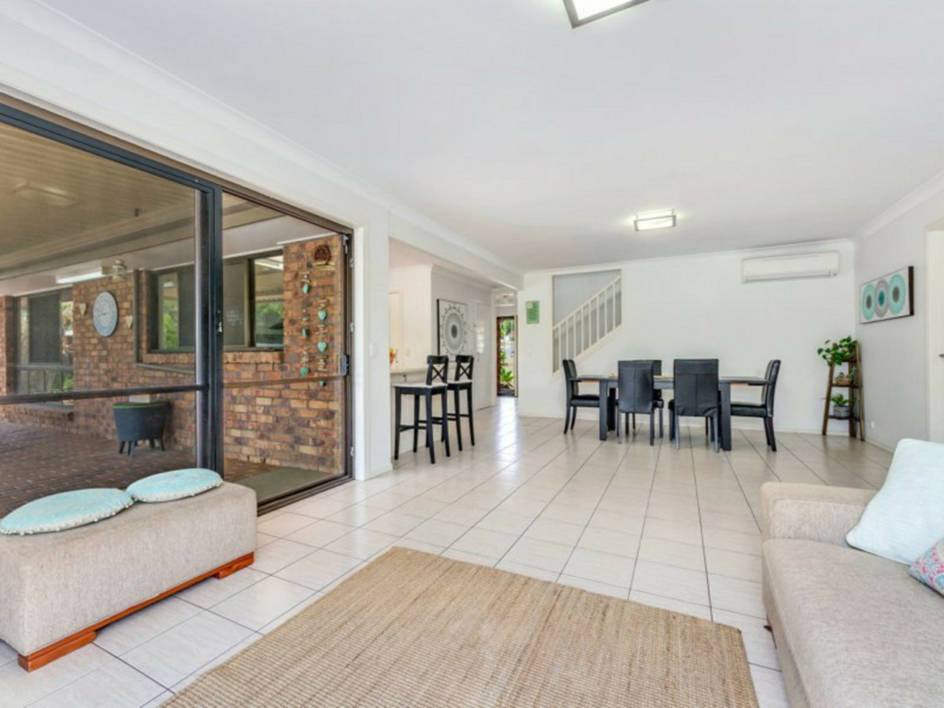 9 Aspley Court, ASPLEY