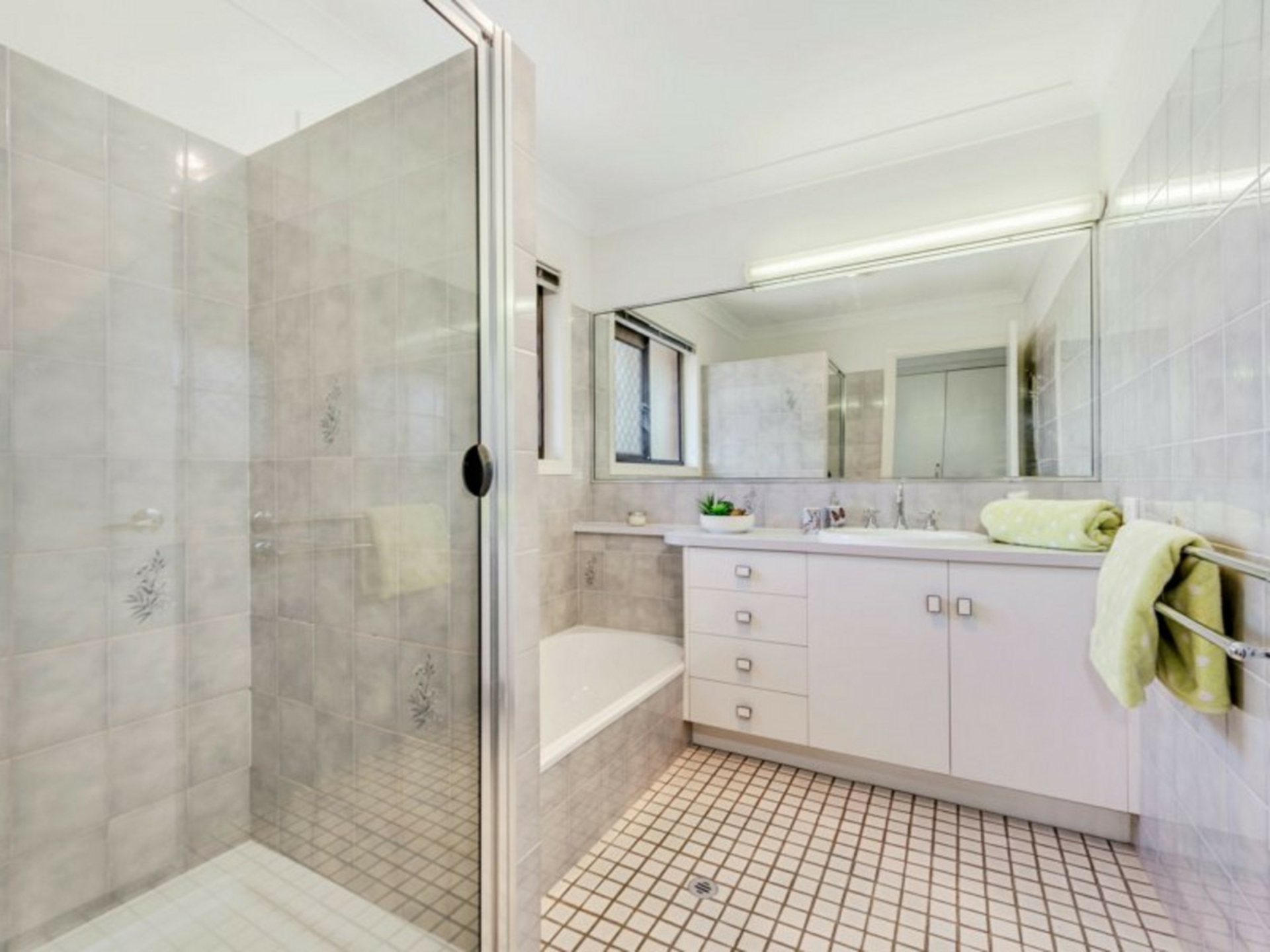 9 Aspley Court, ASPLEY