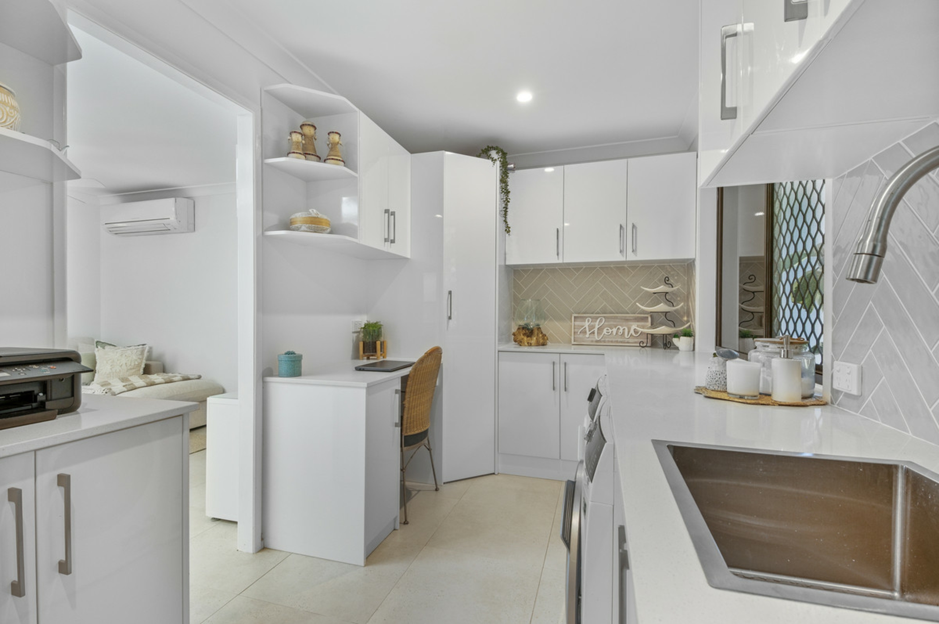 7 Boland Court, EATONS HILL