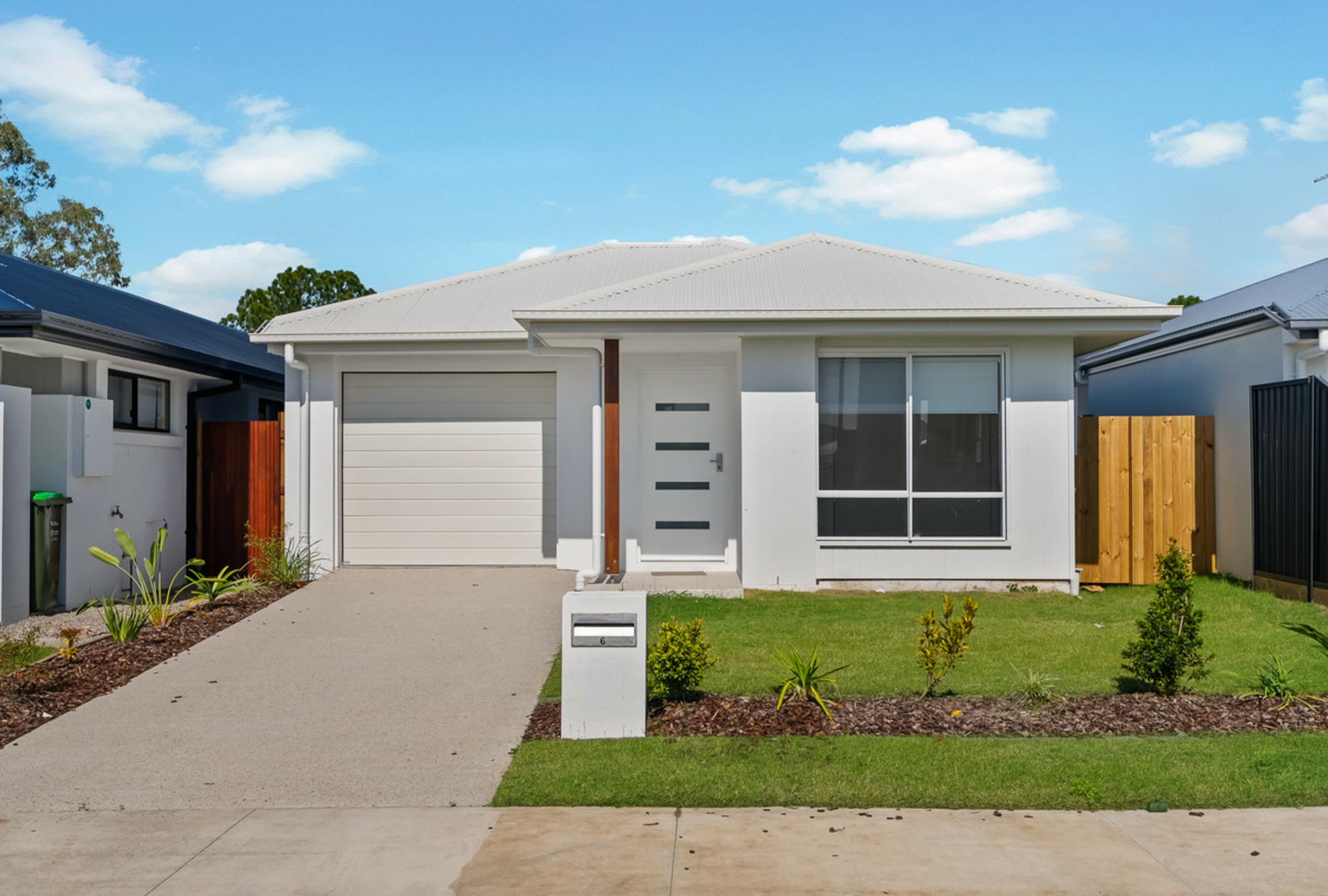 6 South Street, BURPENGARY EAST