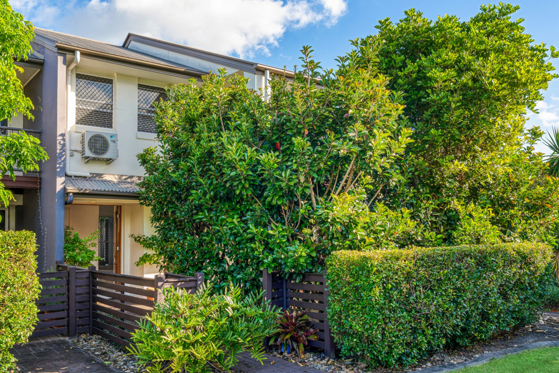 72/80 McIntyre Street, HENDRA