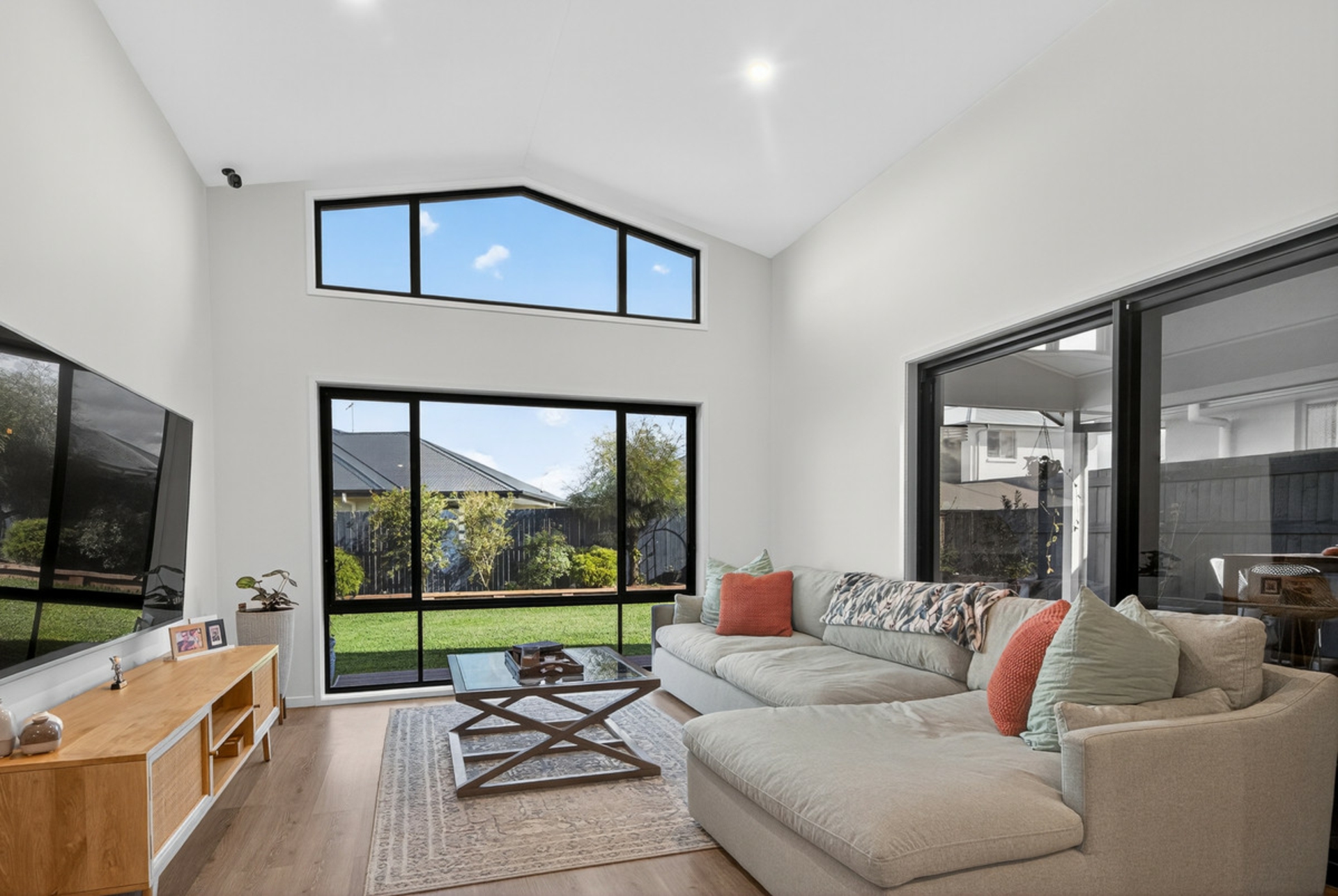 13 Brook Crescent, BURPENGARY EAST