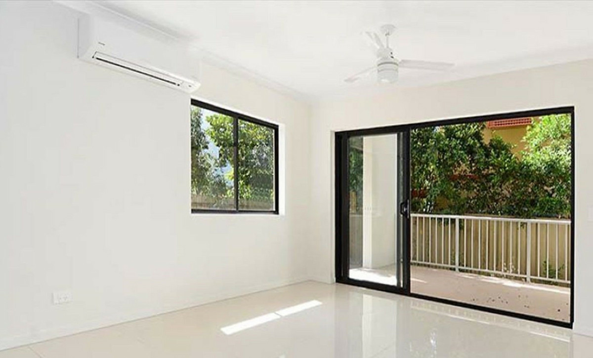 1/9 Greenbank Street, CHERMSIDE