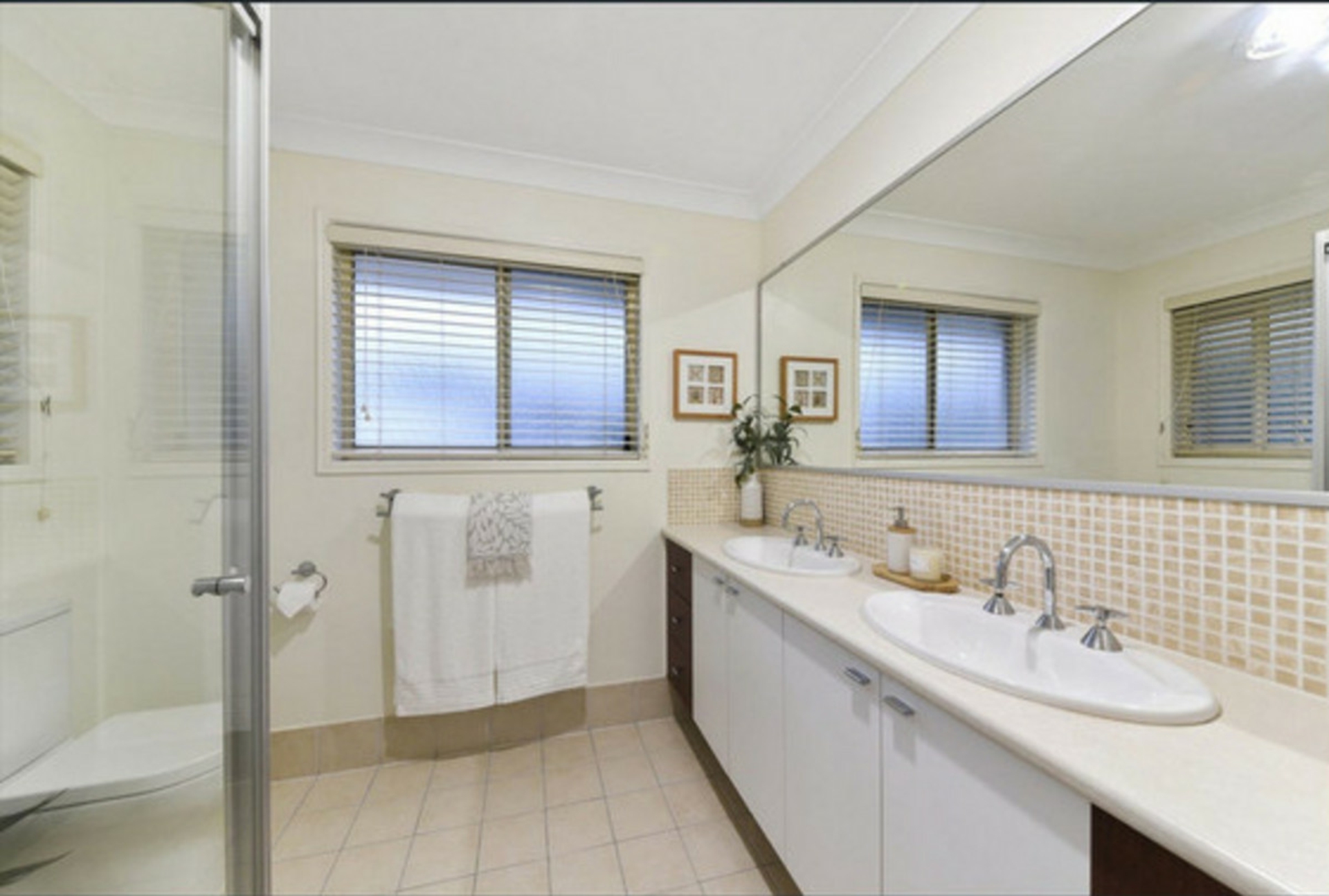 24 Aspley Court, ASPLEY