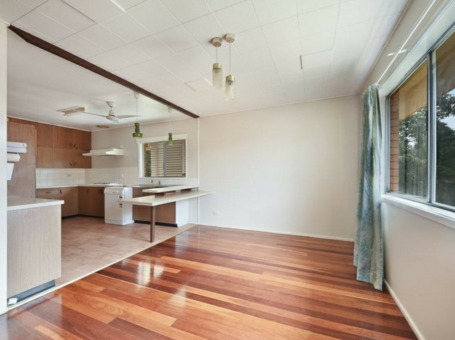 16 Cara Street, ASPLEY