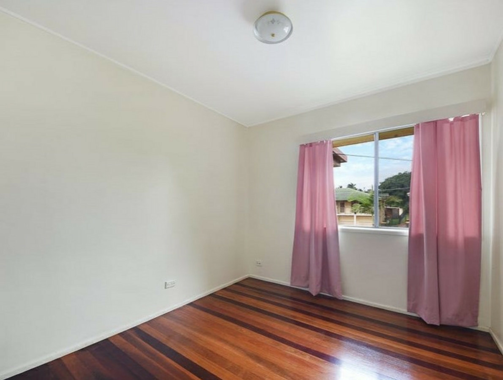 16 Cara Street, ASPLEY