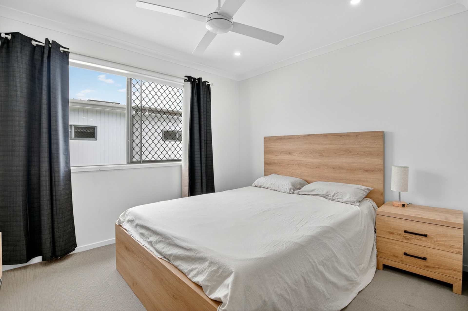 6 Clarke Lane, FITZGIBBON
