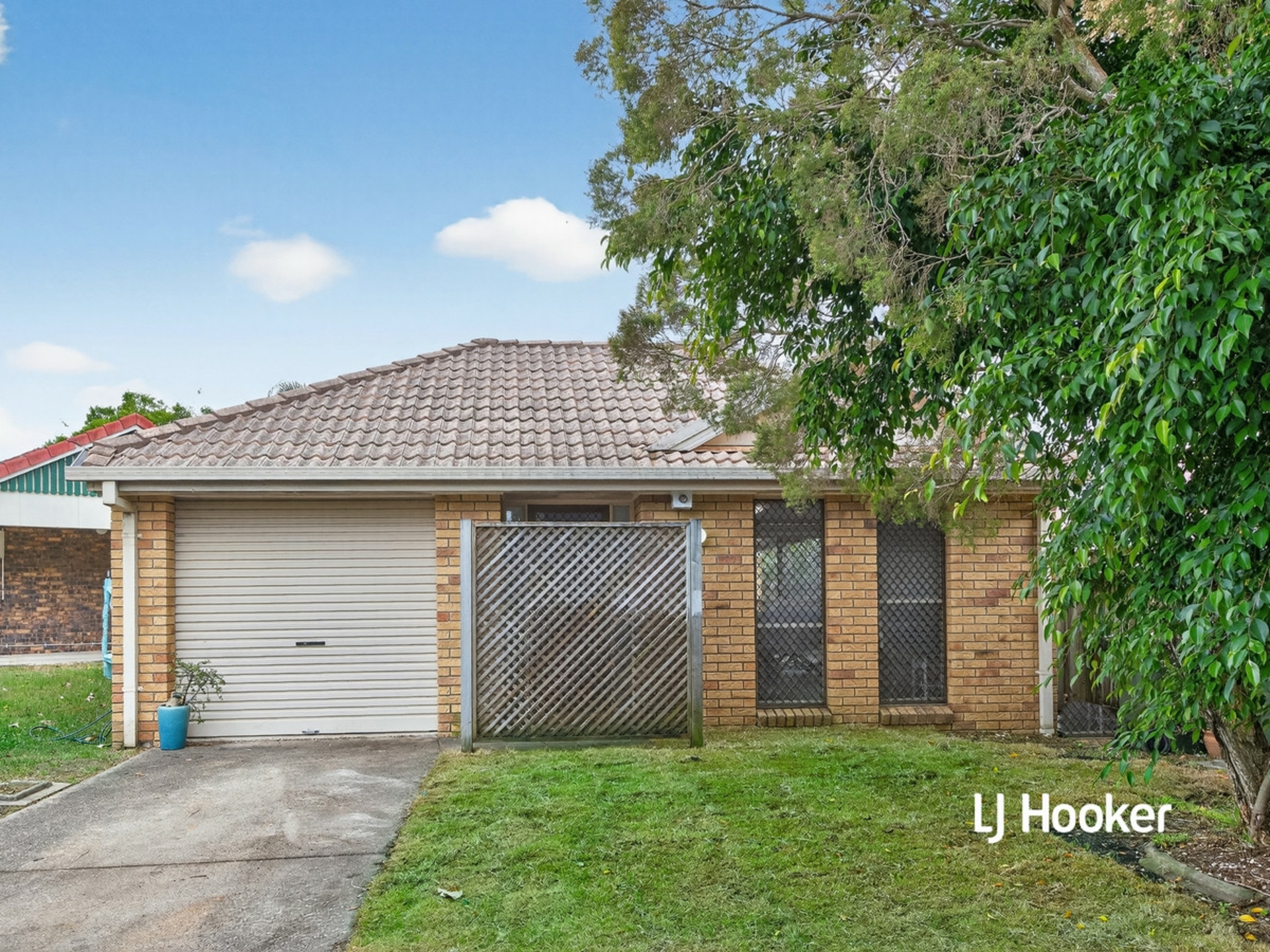 2 River Gum Close Fitzgibbon QLD