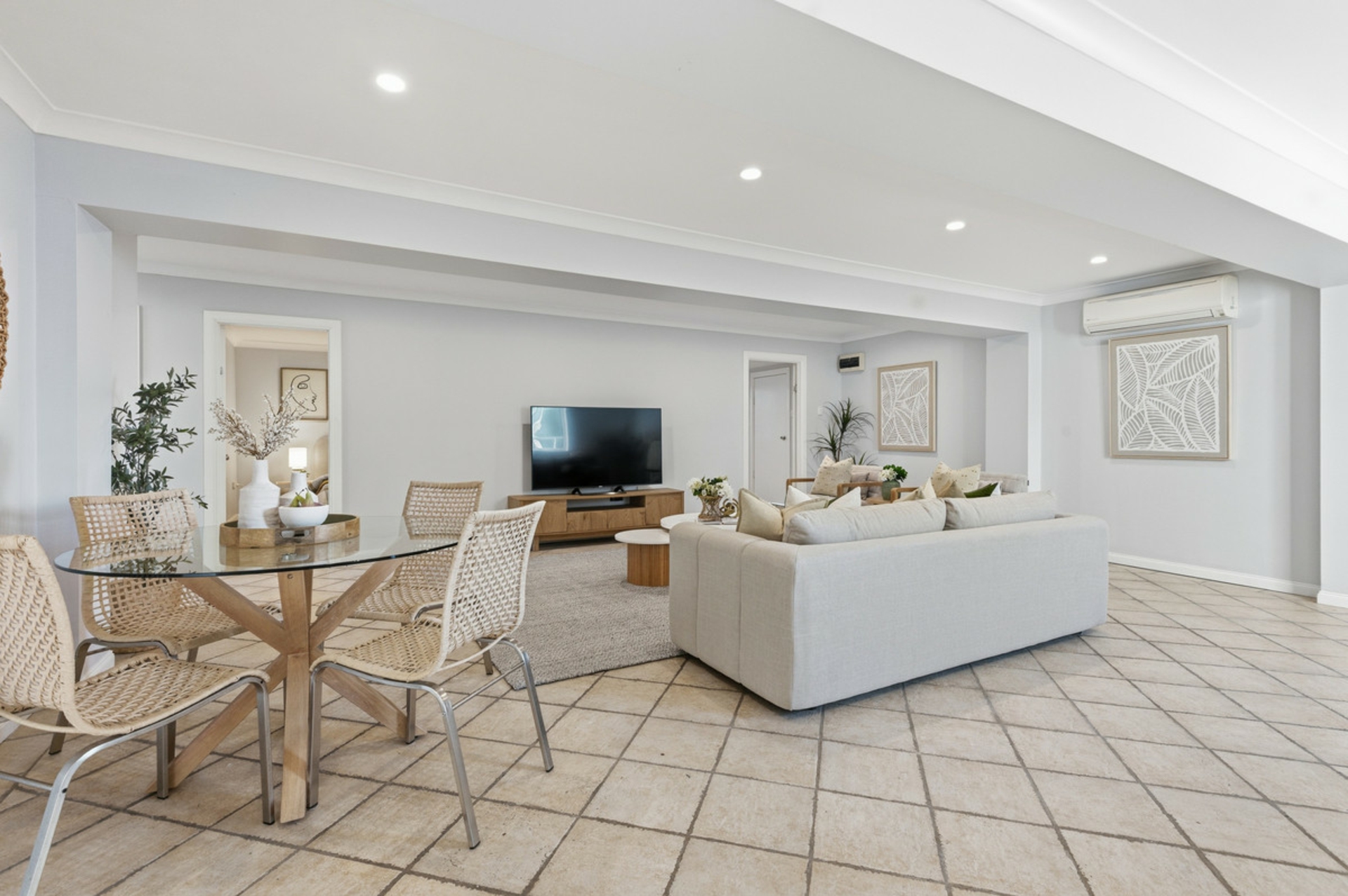 29 Goodall Street — photo 19 of 28