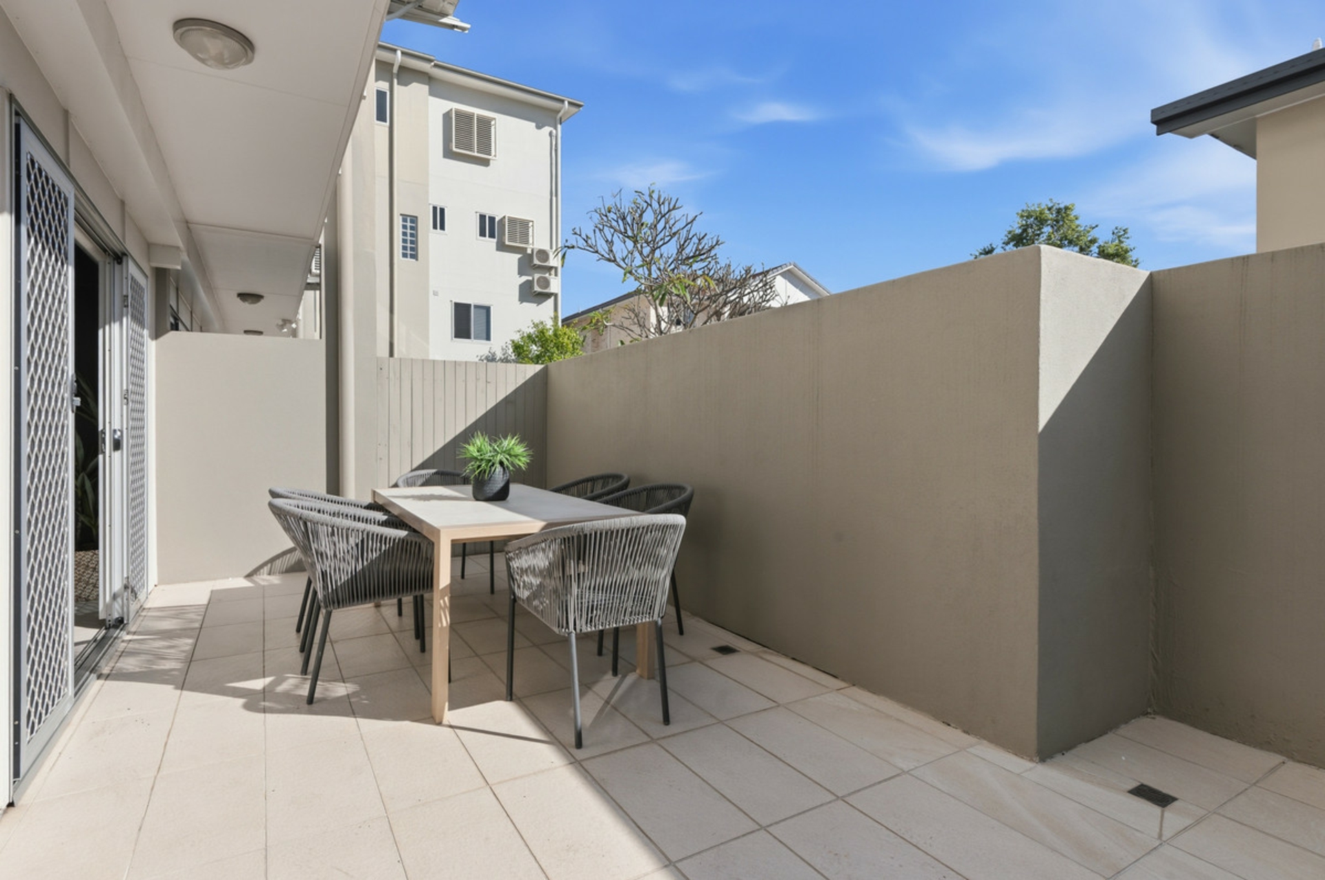 4/78 Melton Road — photo 3 of 20