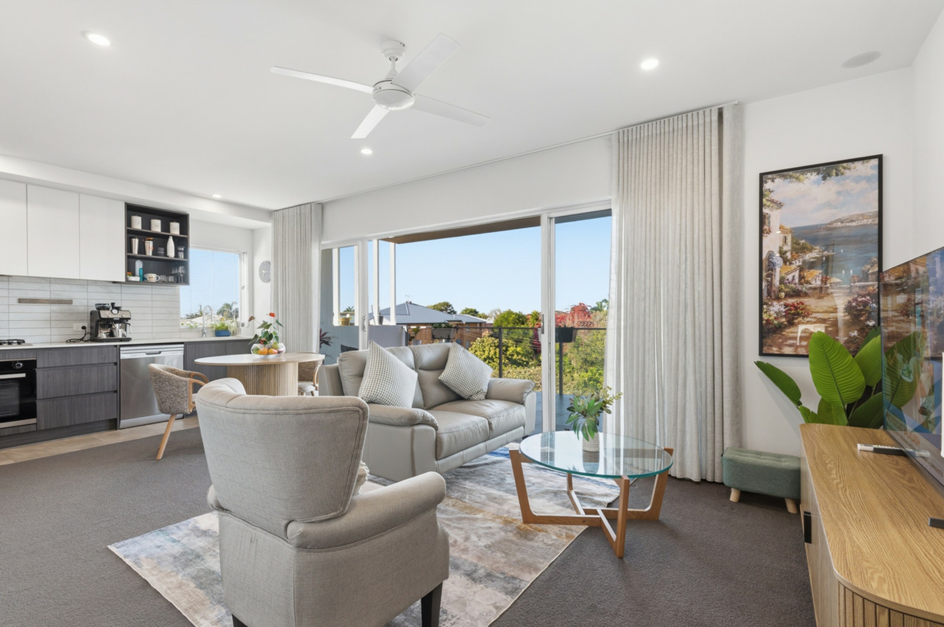 401/10 Mermaid Street — photo from LJ Hooker Aspley | Chermside