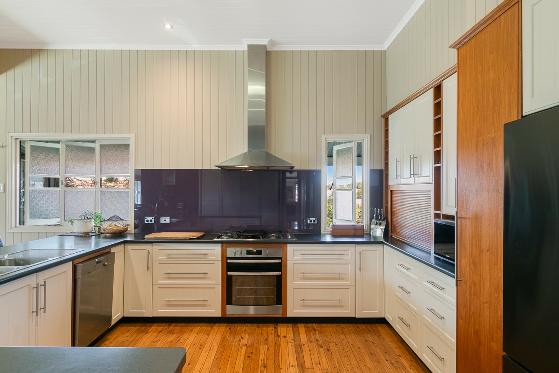 32 Kilburn Street — photo 12 of 30