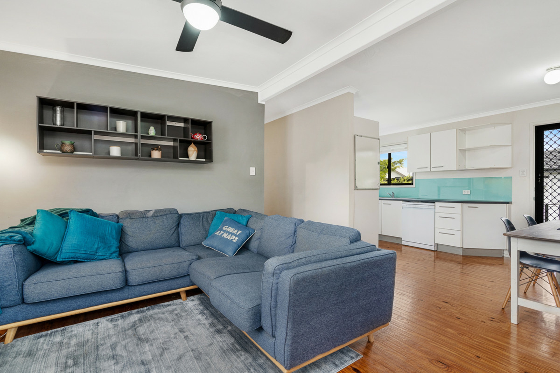 15 Wakefield Street — photo 3 of 12