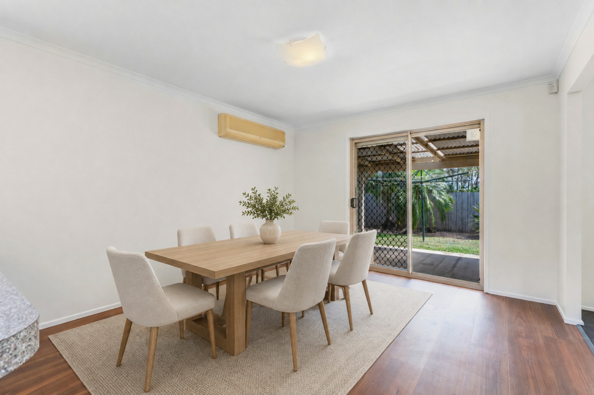 43 Sophy Crescent — photo 3 of 10