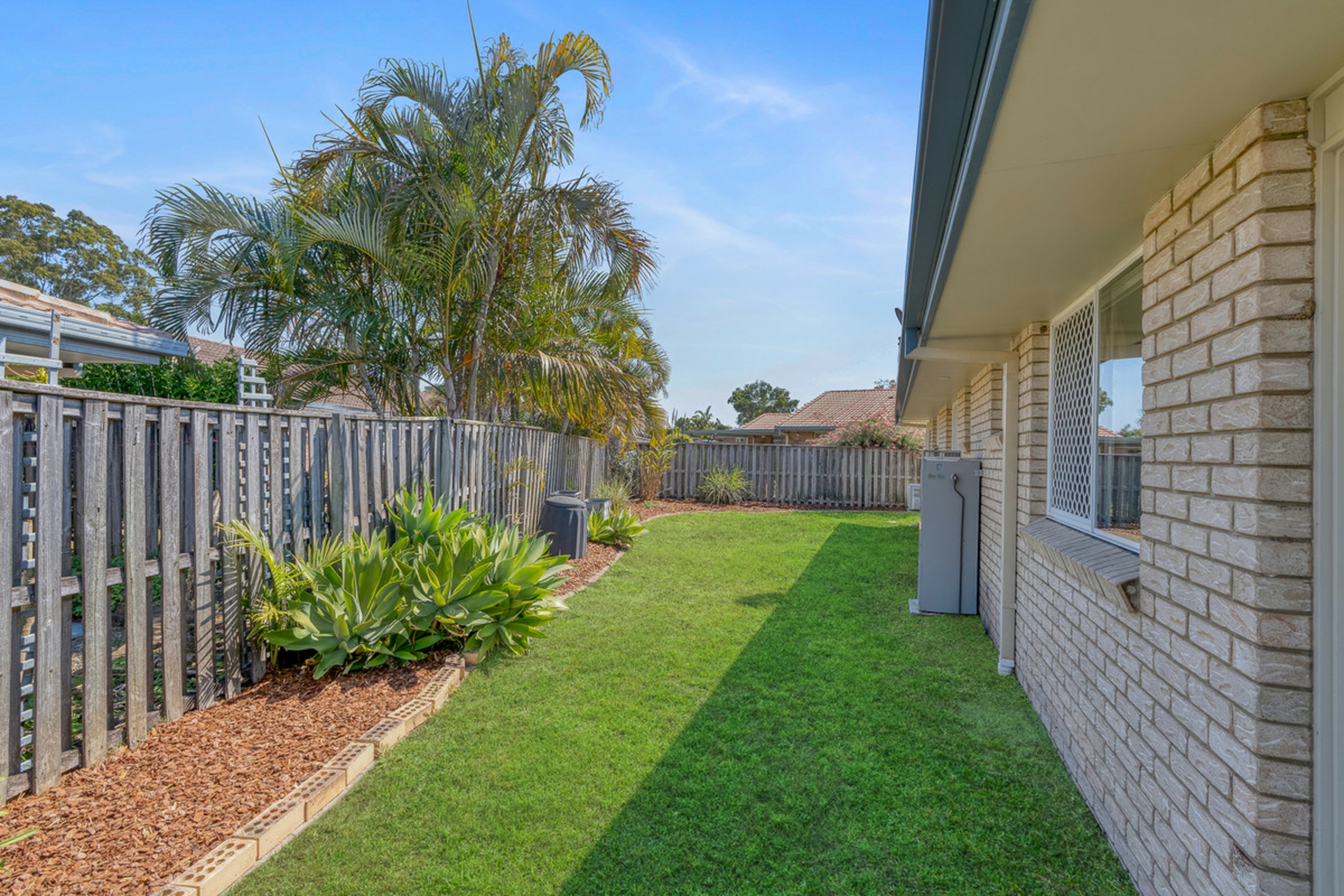 11 Meriden Place — photo 15 of 15