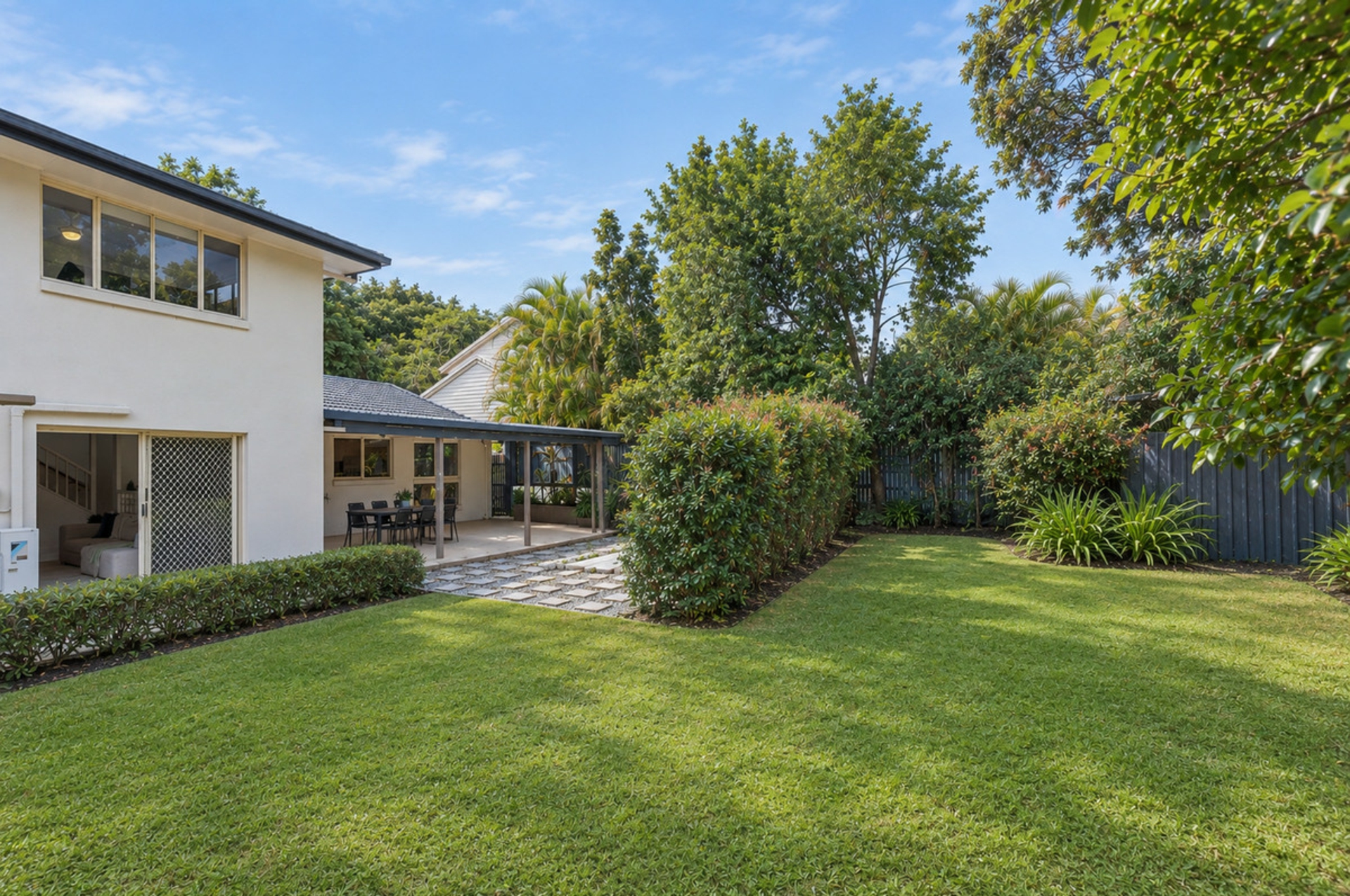 24 Aspley Court — photo 2 of 25