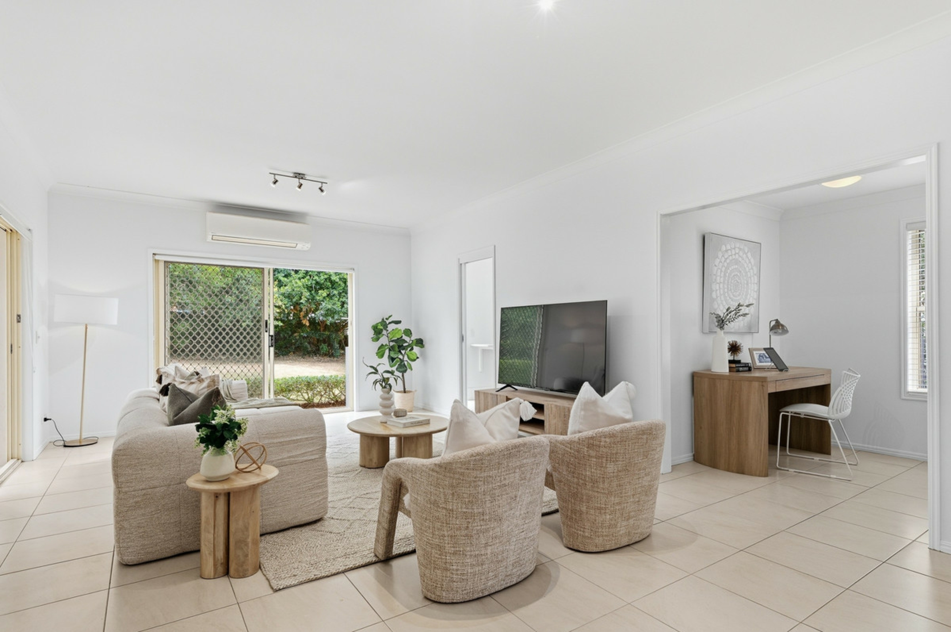 24 Aspley Court — photo 7 of 25