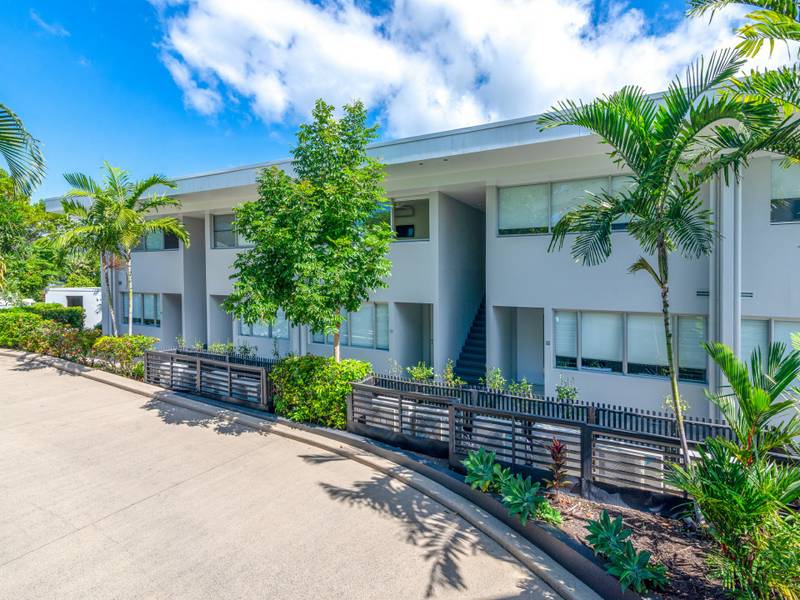 27 Pool/19-37 St Crispins Avenue, PORT DOUGLAS