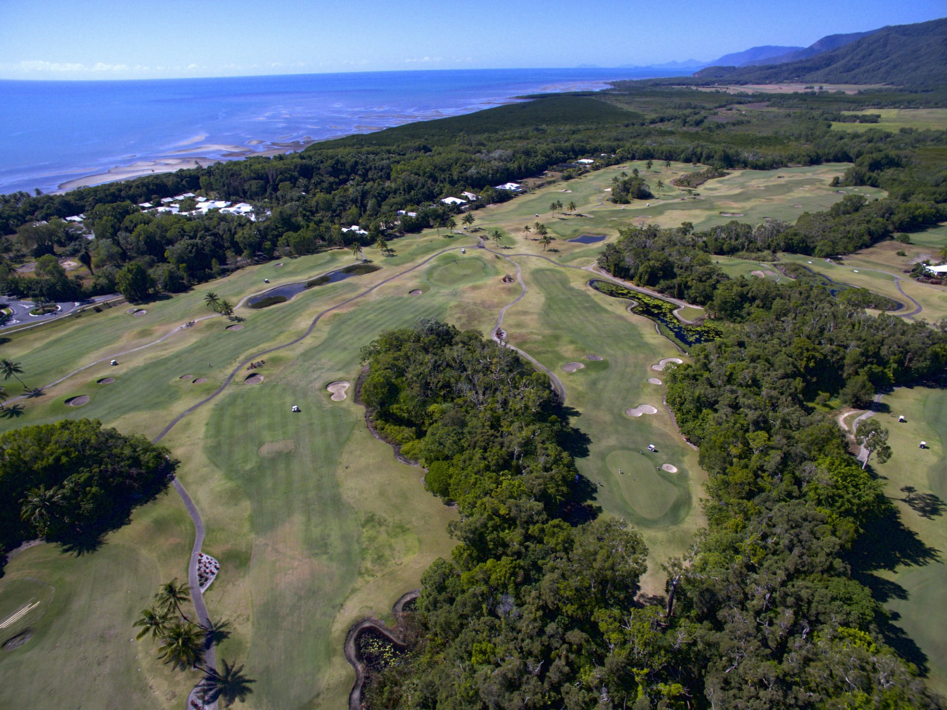 29 Paradise Links/70 Nautilus Street, PORT DOUGLAS