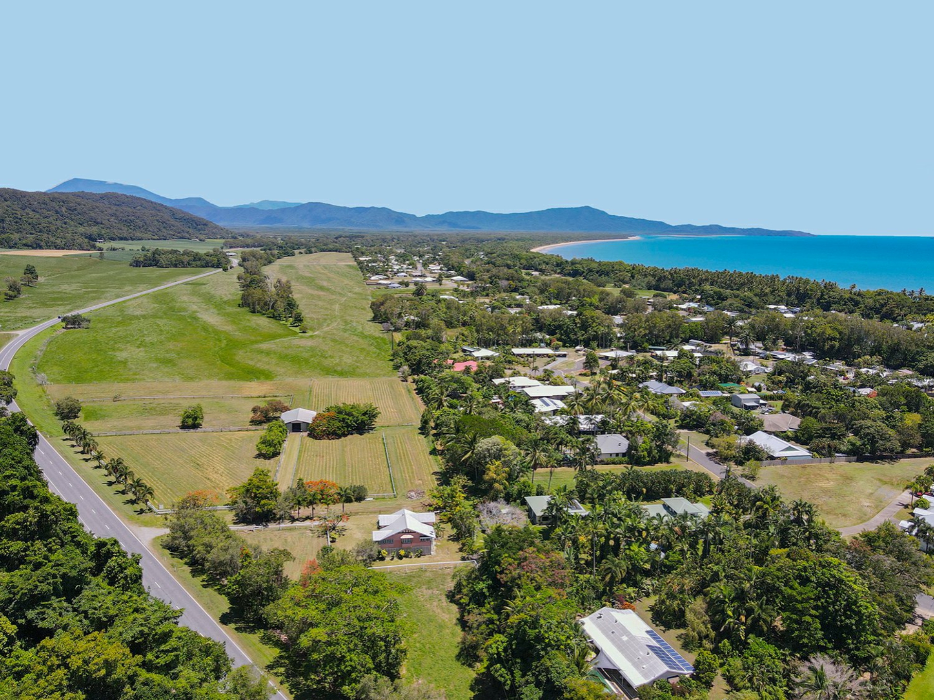 1596 Mossman Daintree Road, WONGA BEACH