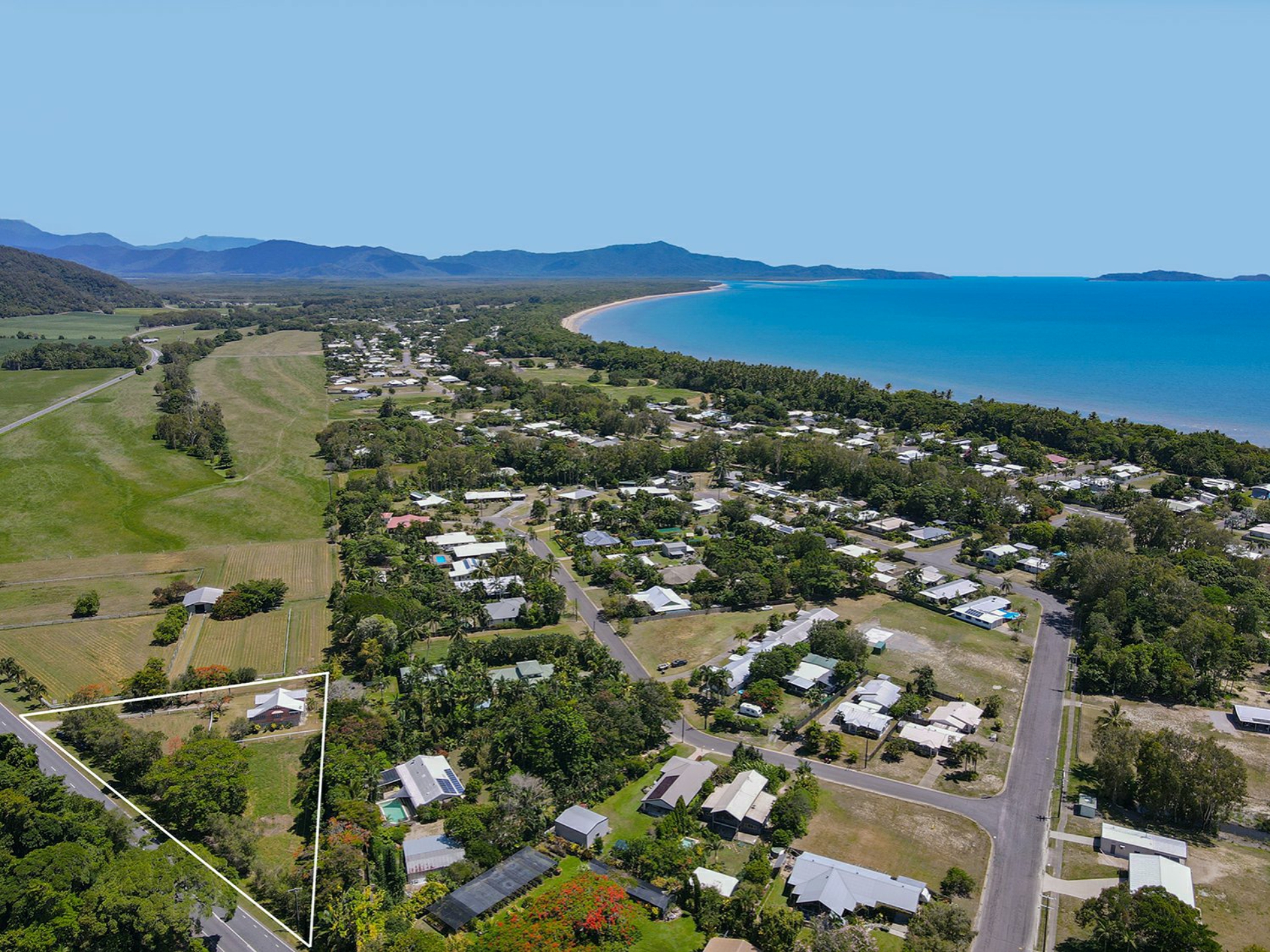 1596 Mossman Daintree Road, WONGA BEACH