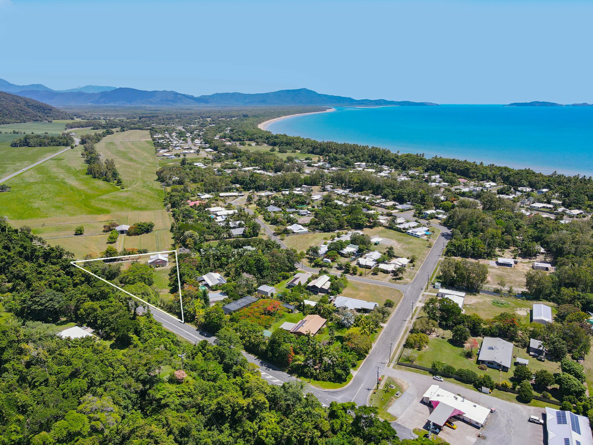1596 Mossman Daintree Road, WONGA BEACH