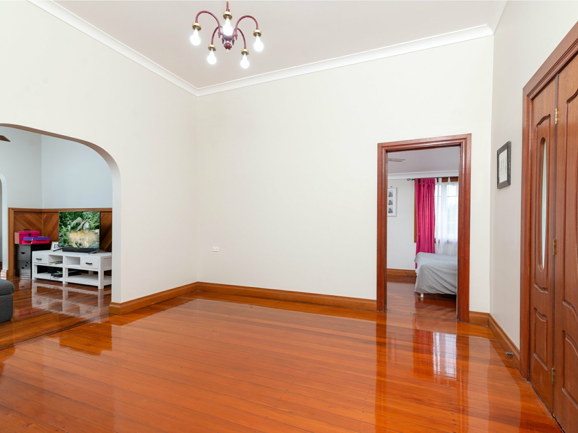 101 Mary Jane Drive, JULATTEN