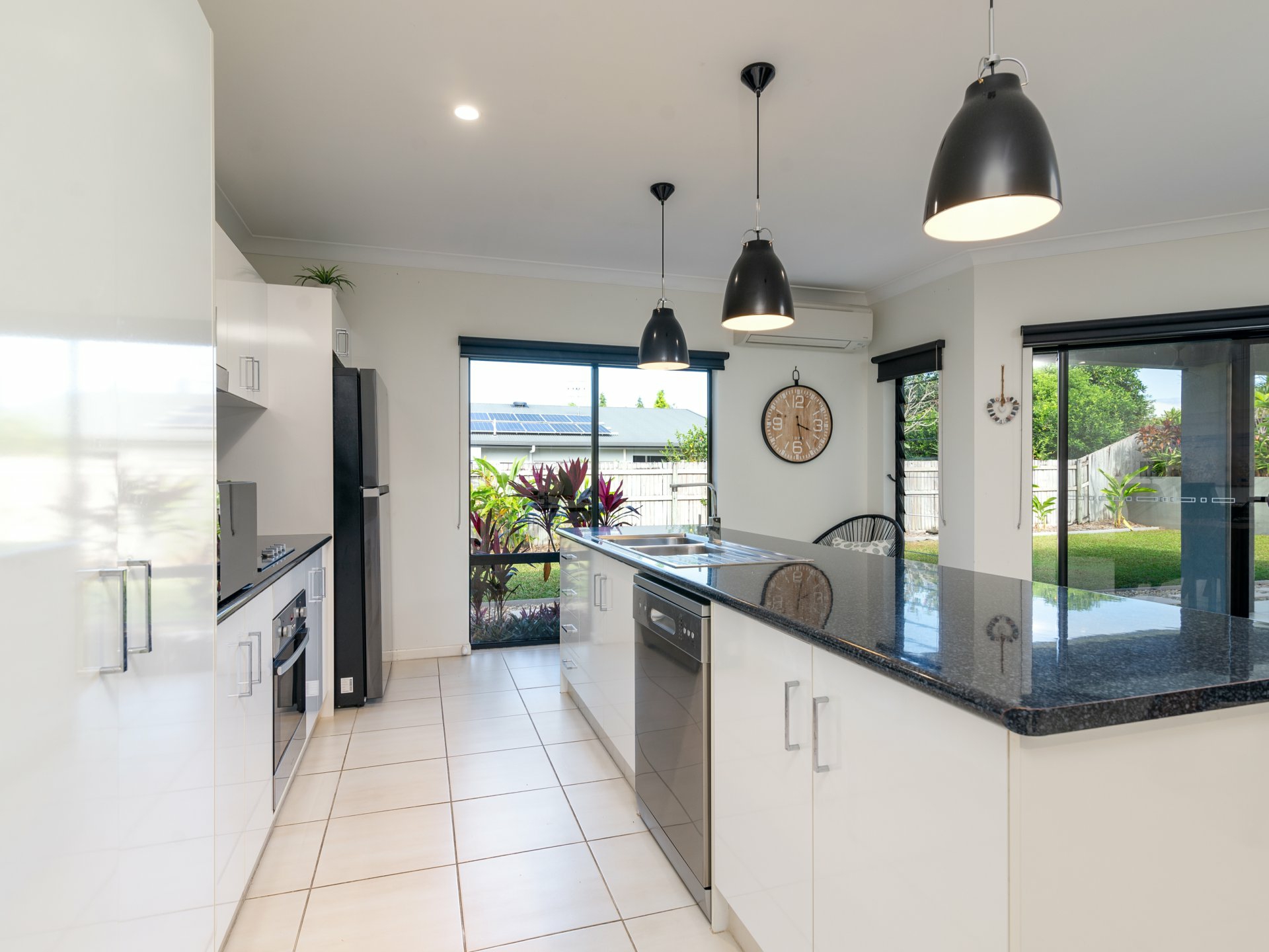 18 Lou Prince Drive, BONNIE DOON