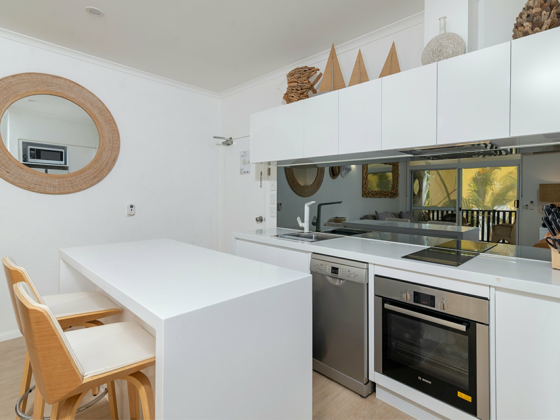 15/21 Davidson Street — photo 4 of 12