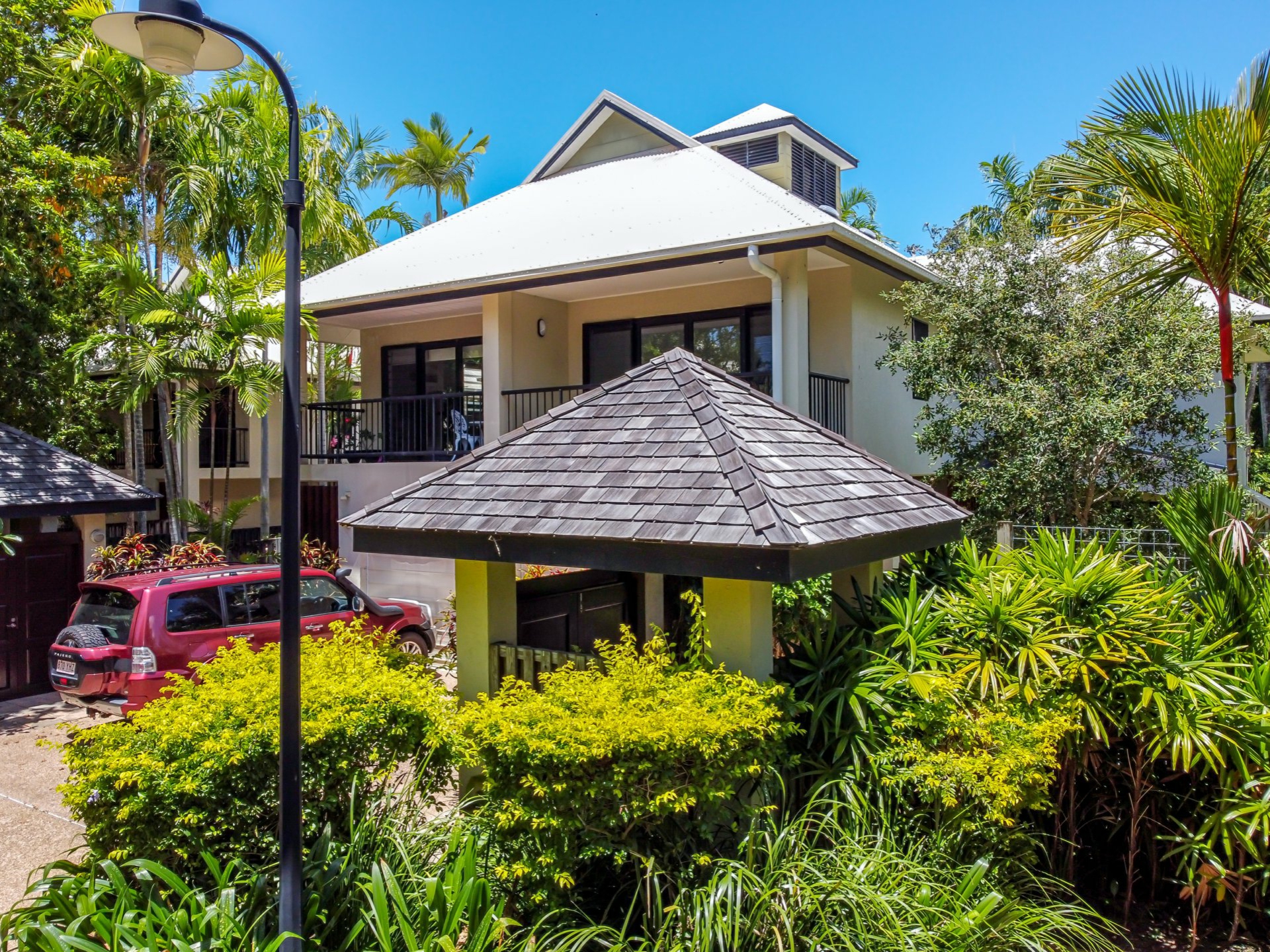 1 Thorntons/18-28 St Crispins Avenue, PORT DOUGLAS