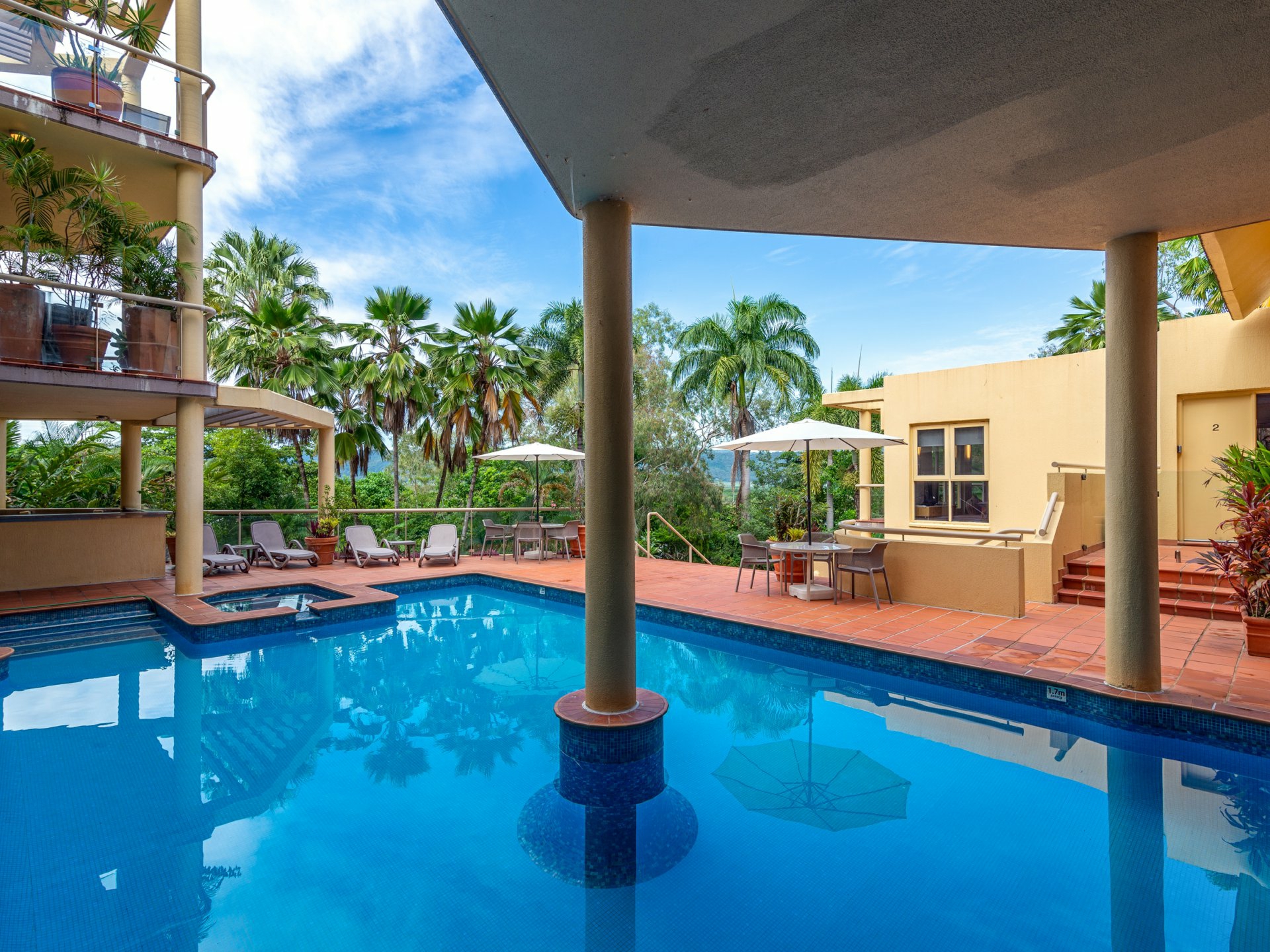 2 The Hill Apartments/48 Murphy Street, PORT DOUGLAS