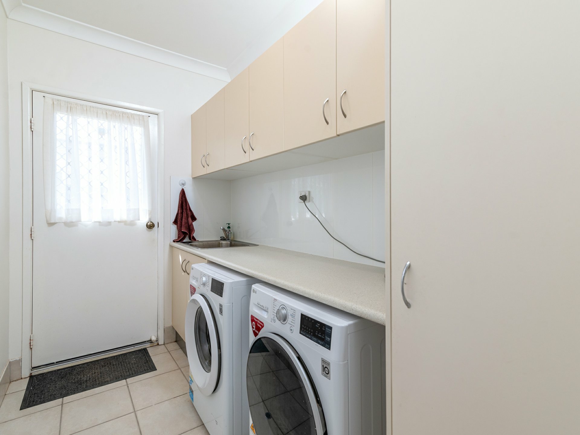 36 Shearwater Street — photo 14 of 15
