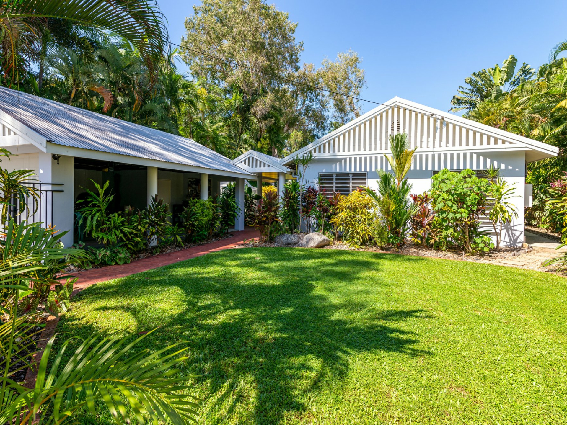 5 Sorrento Crescent, PORT DOUGLAS