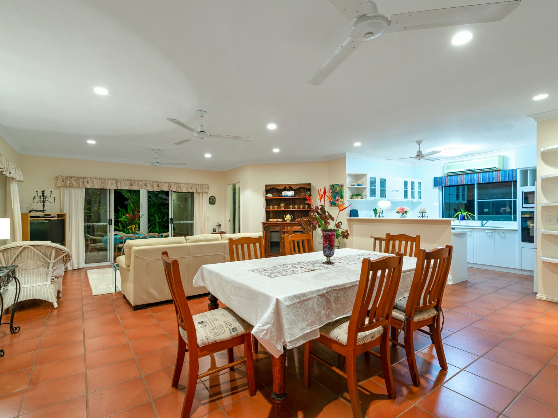 5 Sorrento Crescent, PORT DOUGLAS
