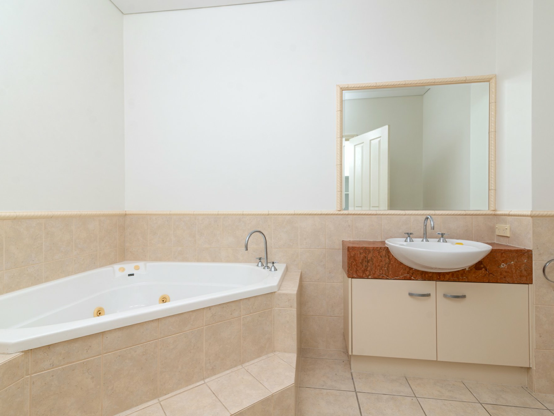 12 Thornton at St Crispins/18-28 St Crispins Avenue, PORT DOUGLAS